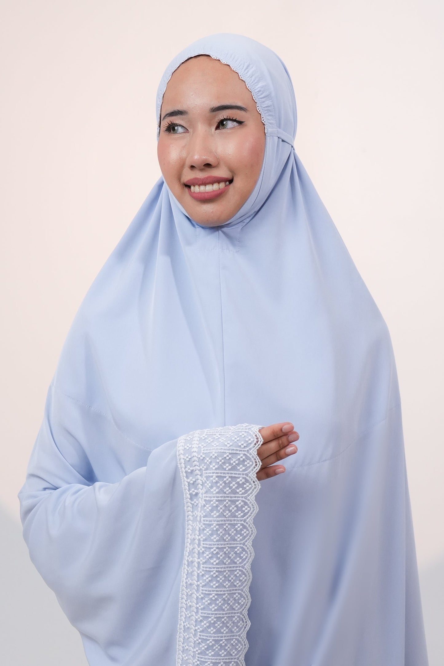 Dewdrops in Lilac Prayer Wear