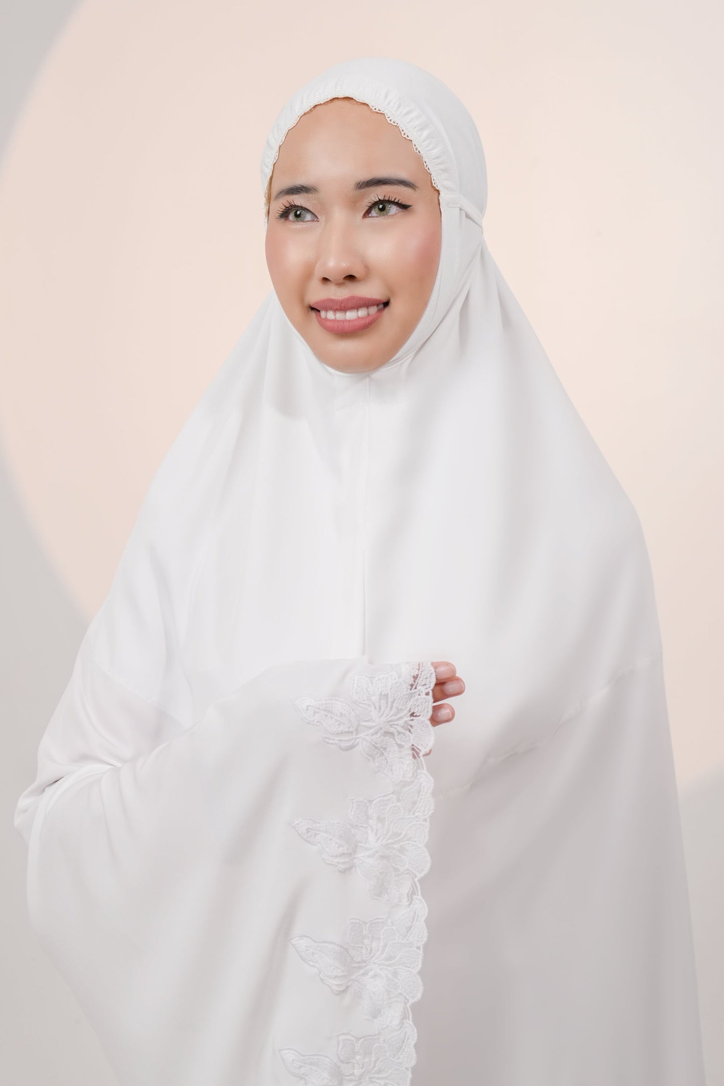 Lace Petals in Vanilla Prayer Wear