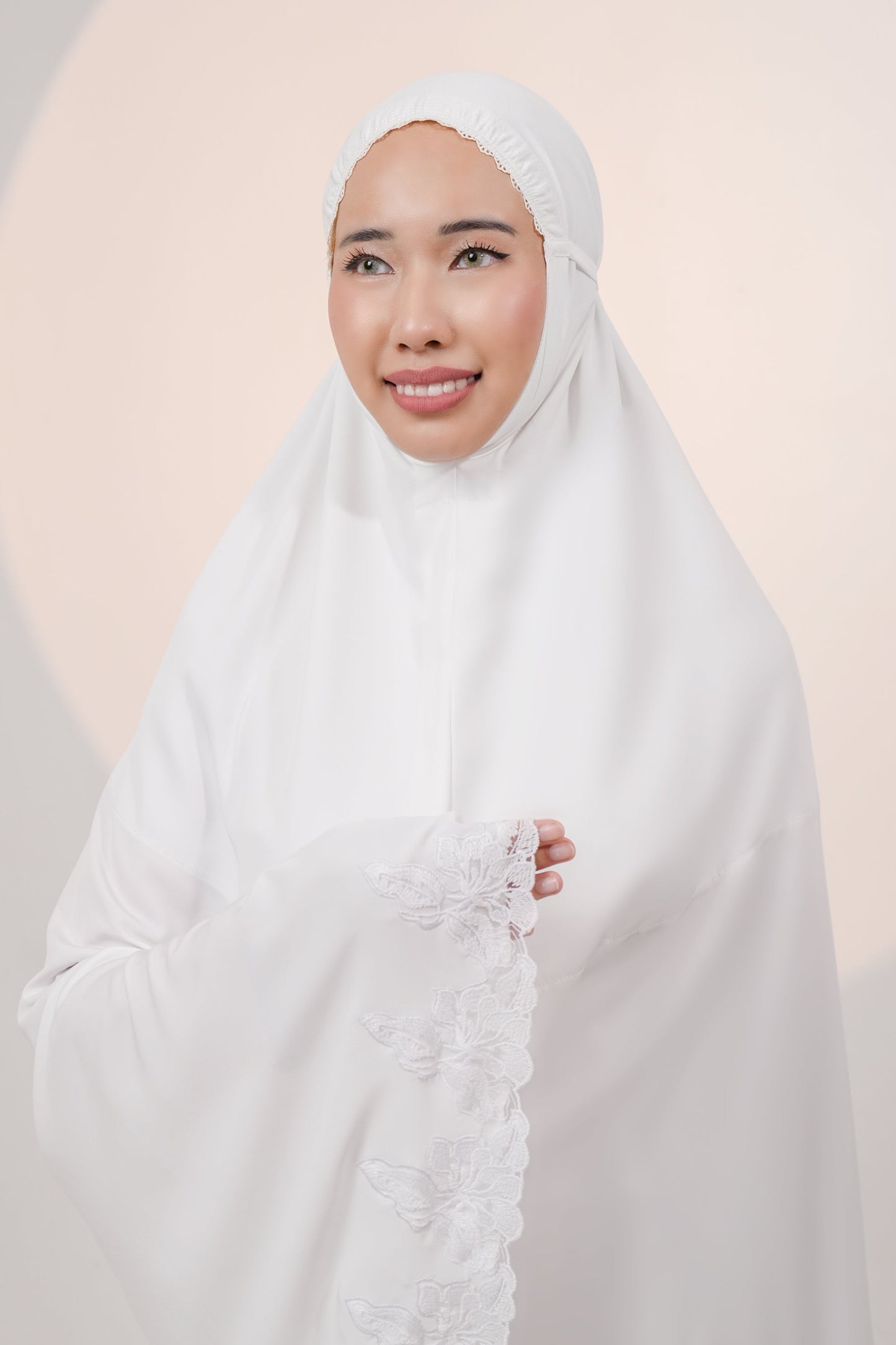Lace Petals in Vanilla Prayer Wear