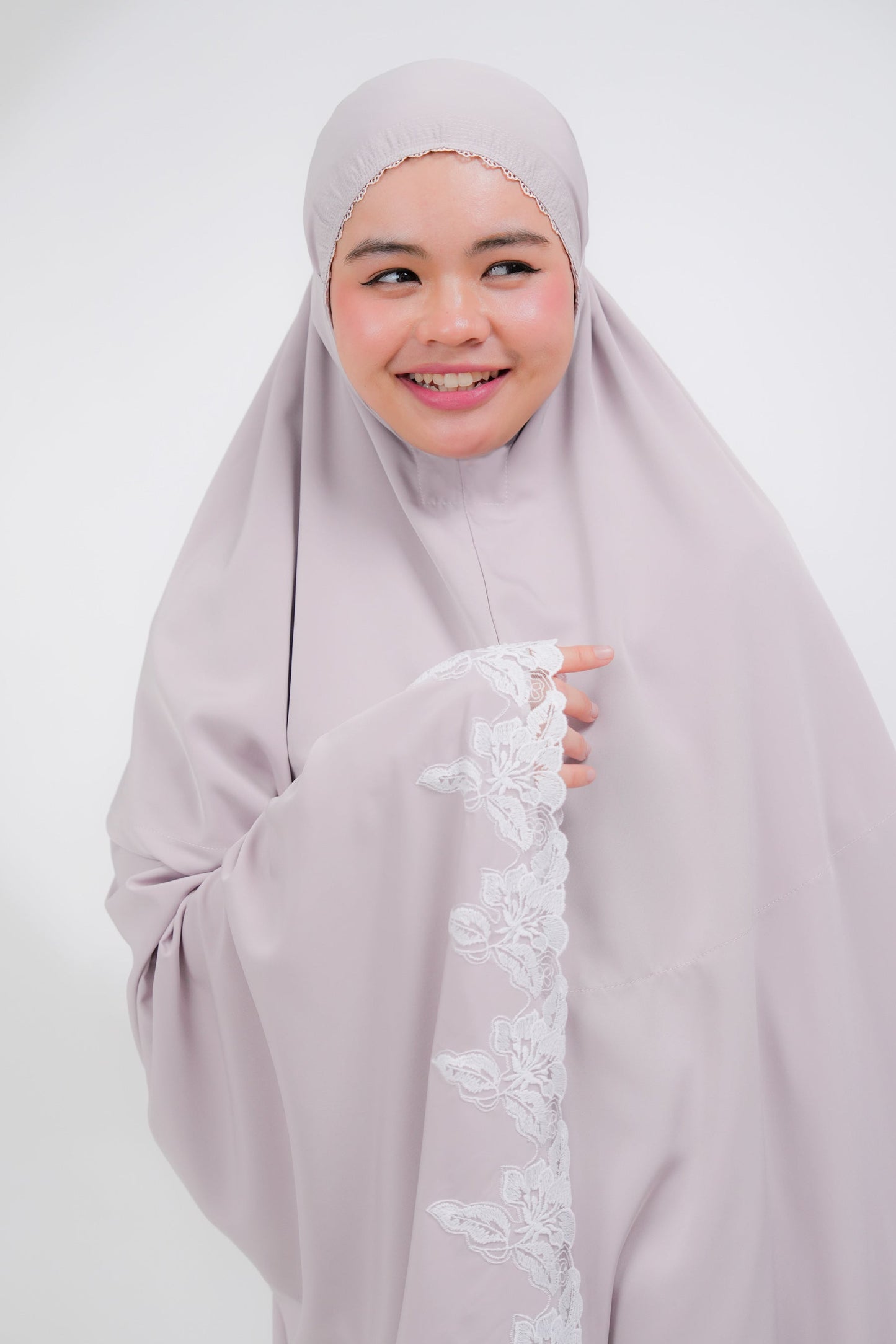 Lace Petals In Mulberry Prayer Wear