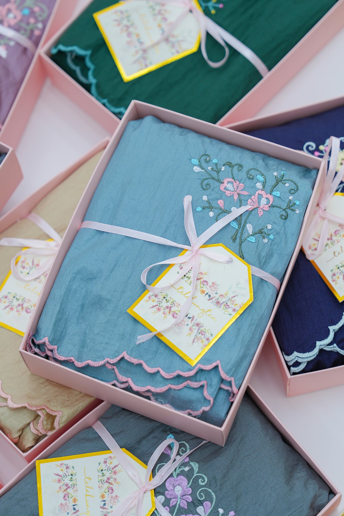 Premium Travel Telekung In Grey Prayer Wear