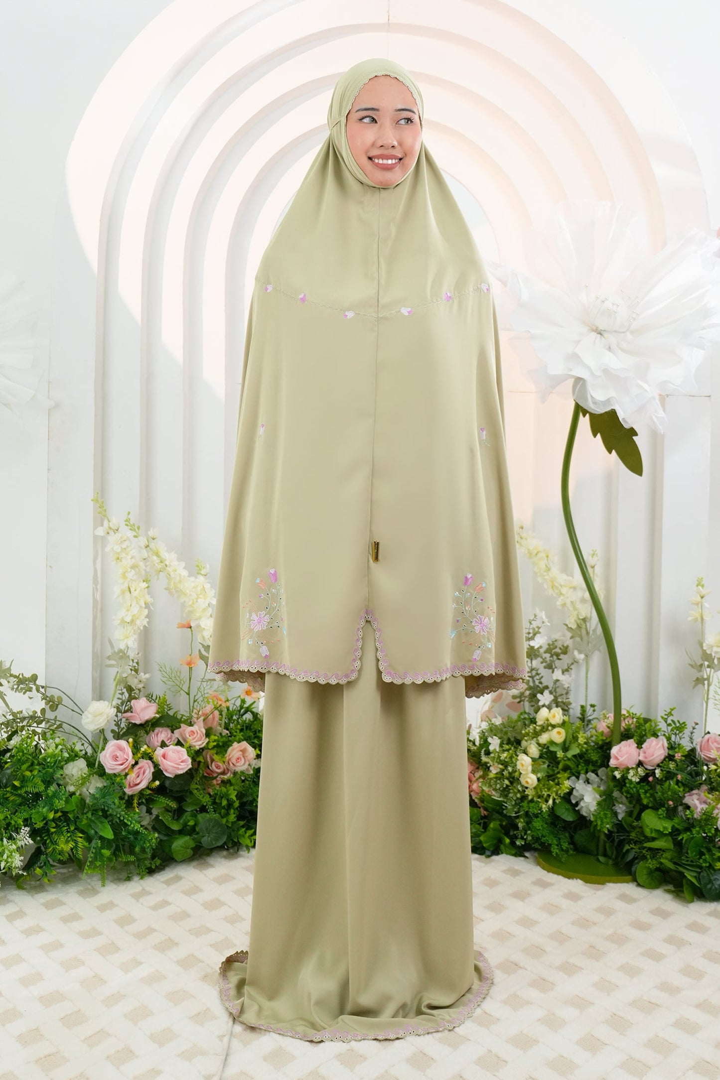 Amelie in Matcha Prayer Wear