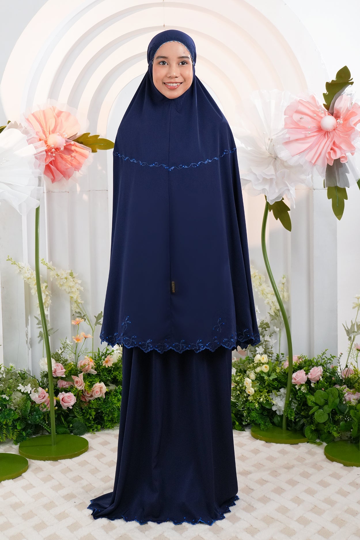Dalia in Navy Prayer Wear