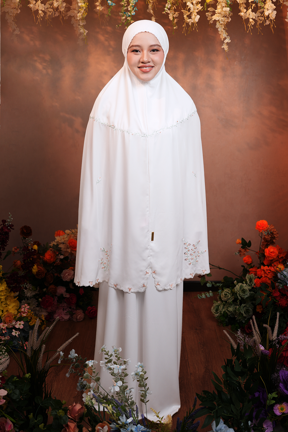 Arden in Vanilla Prayer Wear