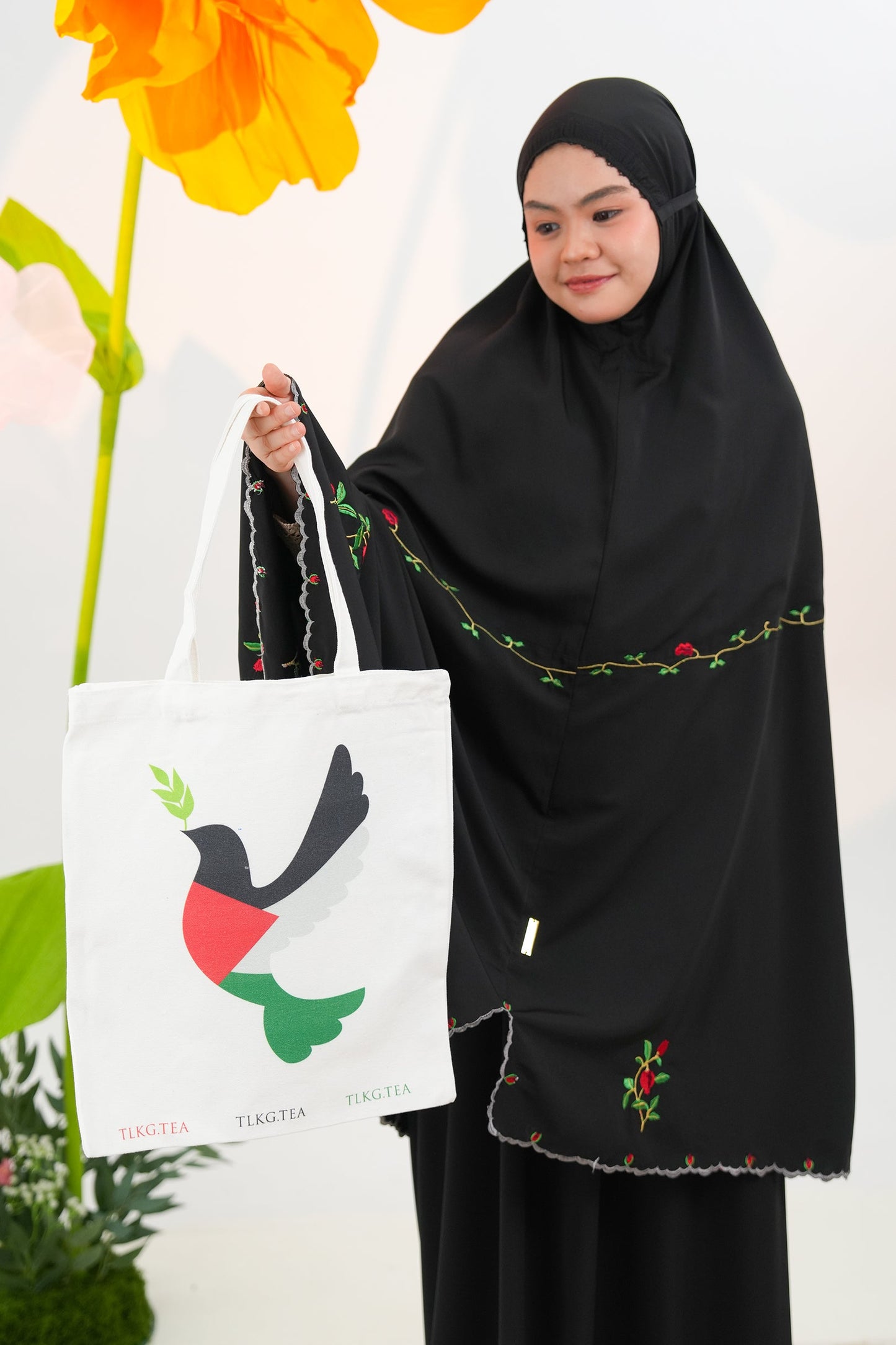 Humanitea Canvas Book Bag Prayer Mat & Bag