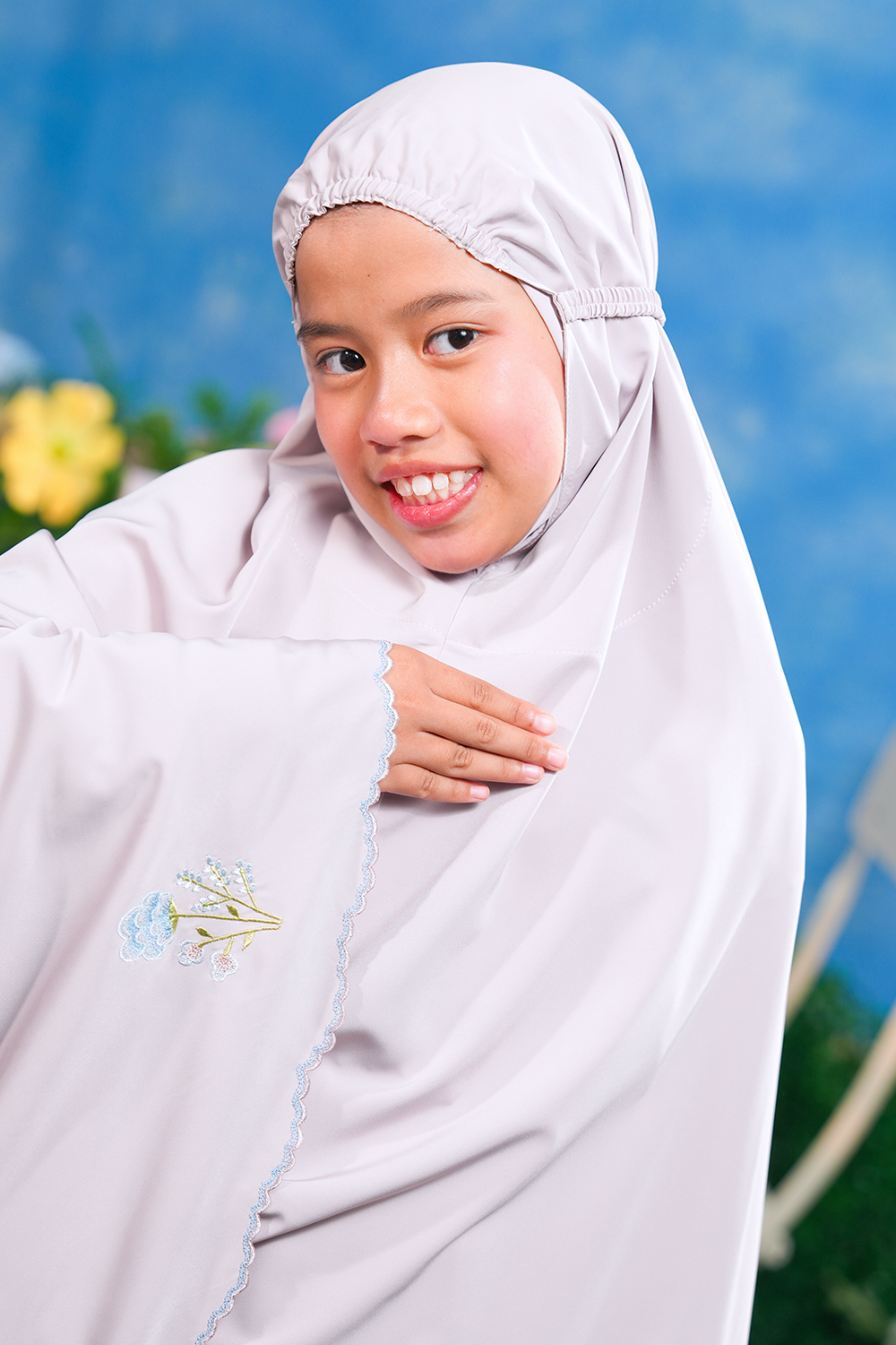 Little Eleanor in Mulberry