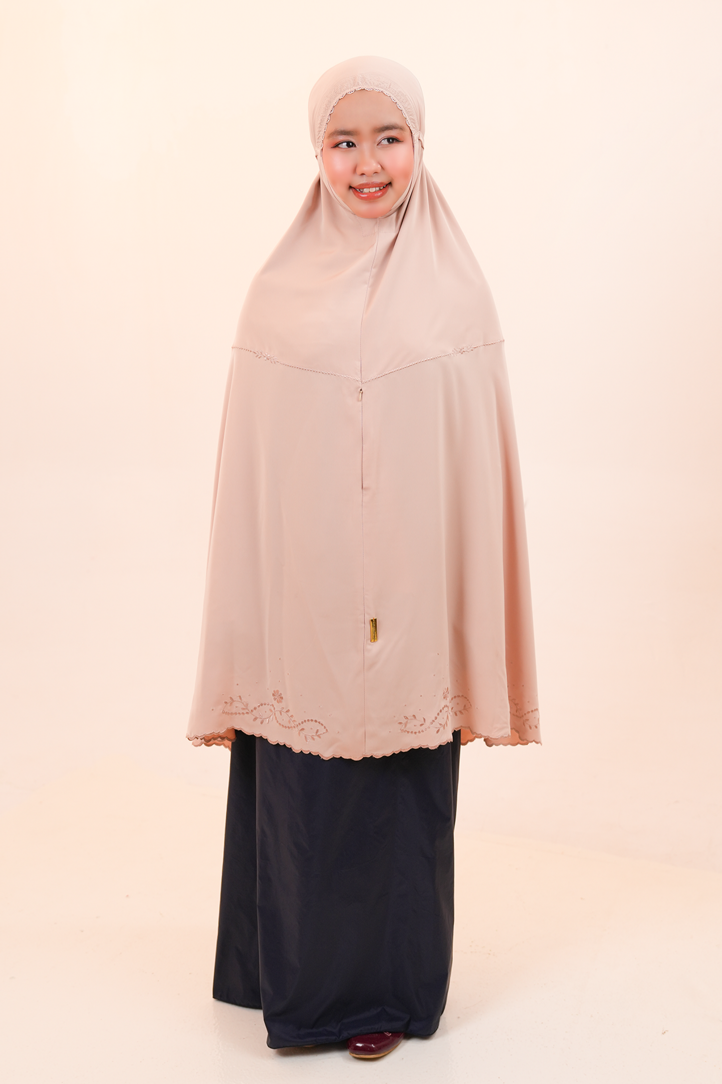 Medina Omra (Tweens) in Milk Tea Prayer Wear