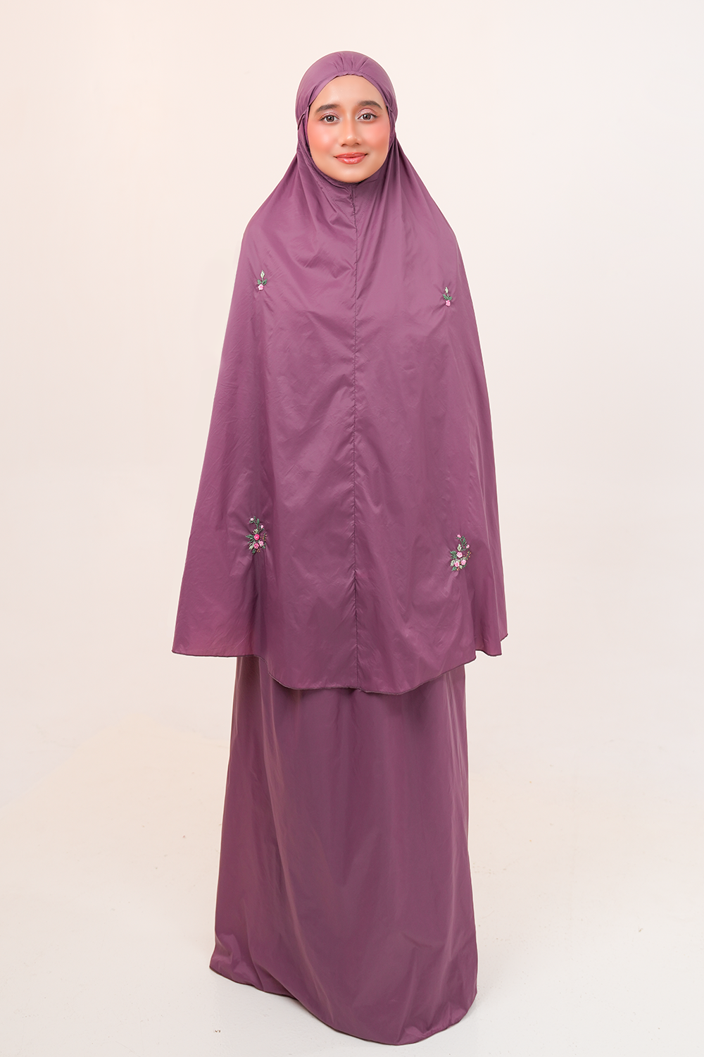The Pocket Tea in Grape Prayer Wear