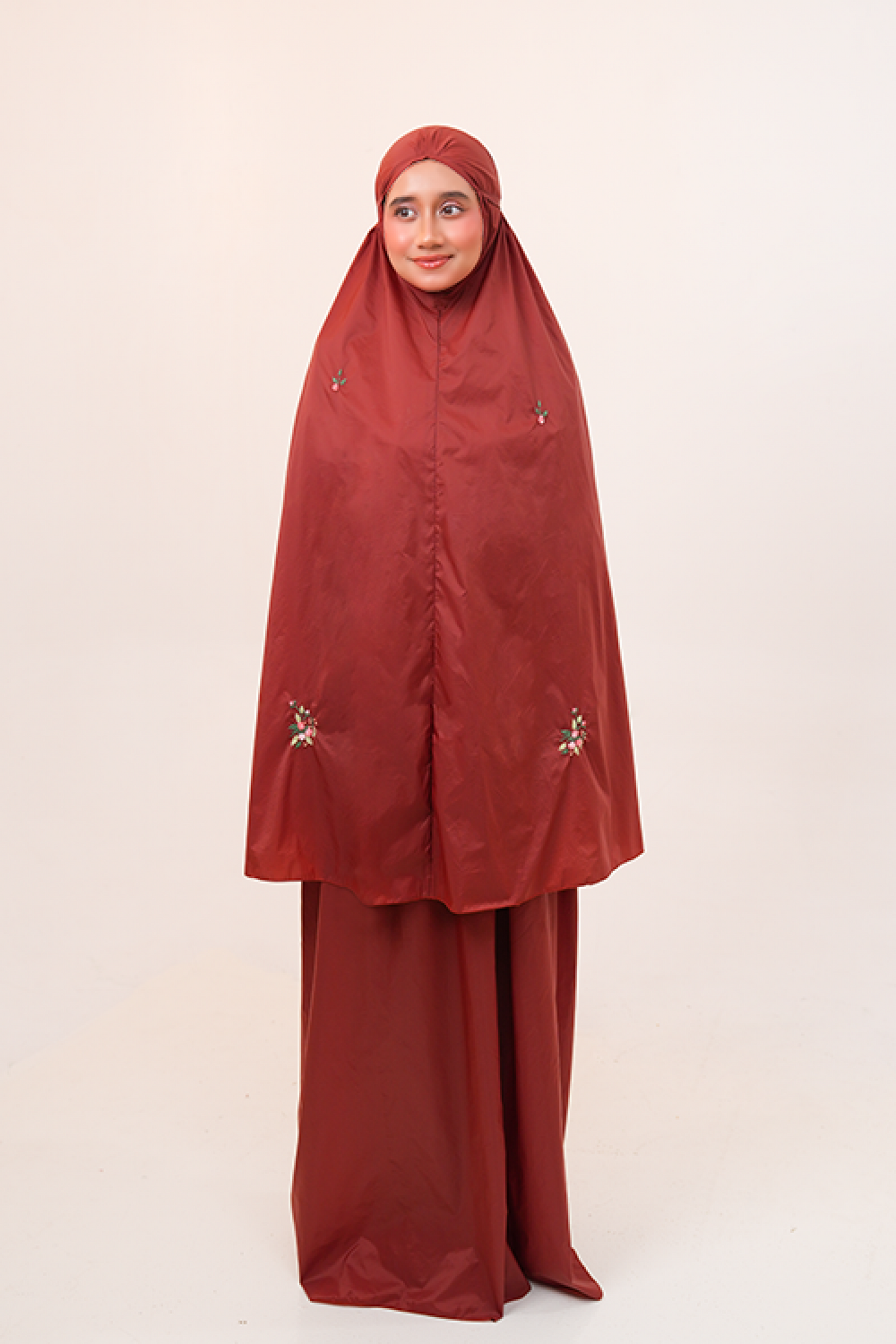 The Pocket Tea in Terracotta Prayer Wear