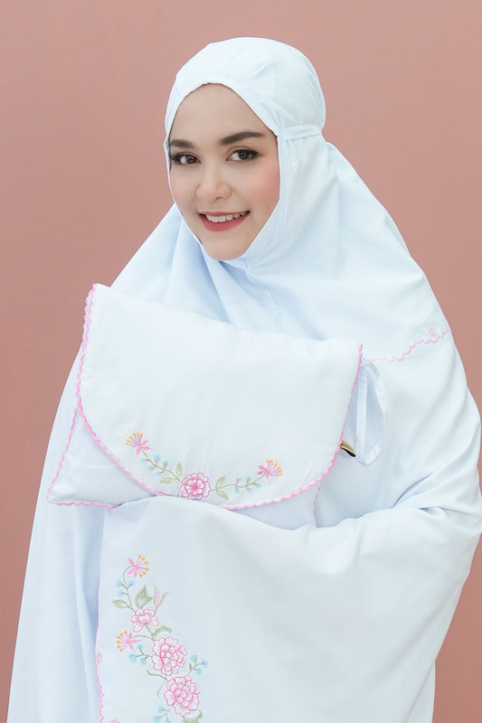 Brisa In White Prayer Wear