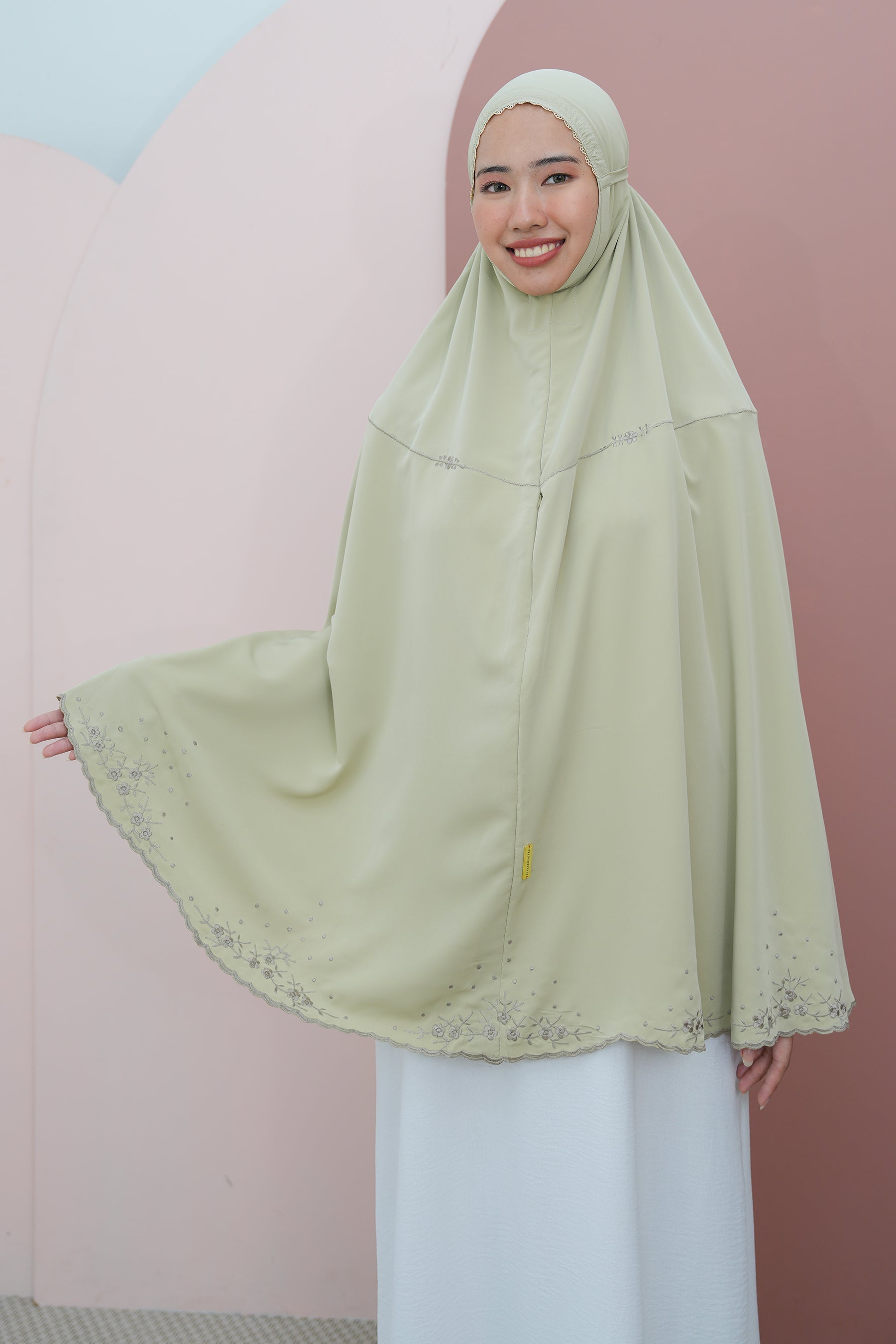 Harmony Signature Omra In Matcha Prayer Wear