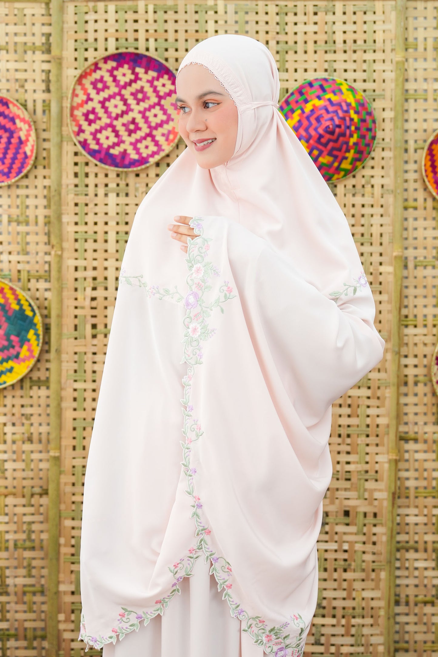 Kuntum In Peach Prayer Wear