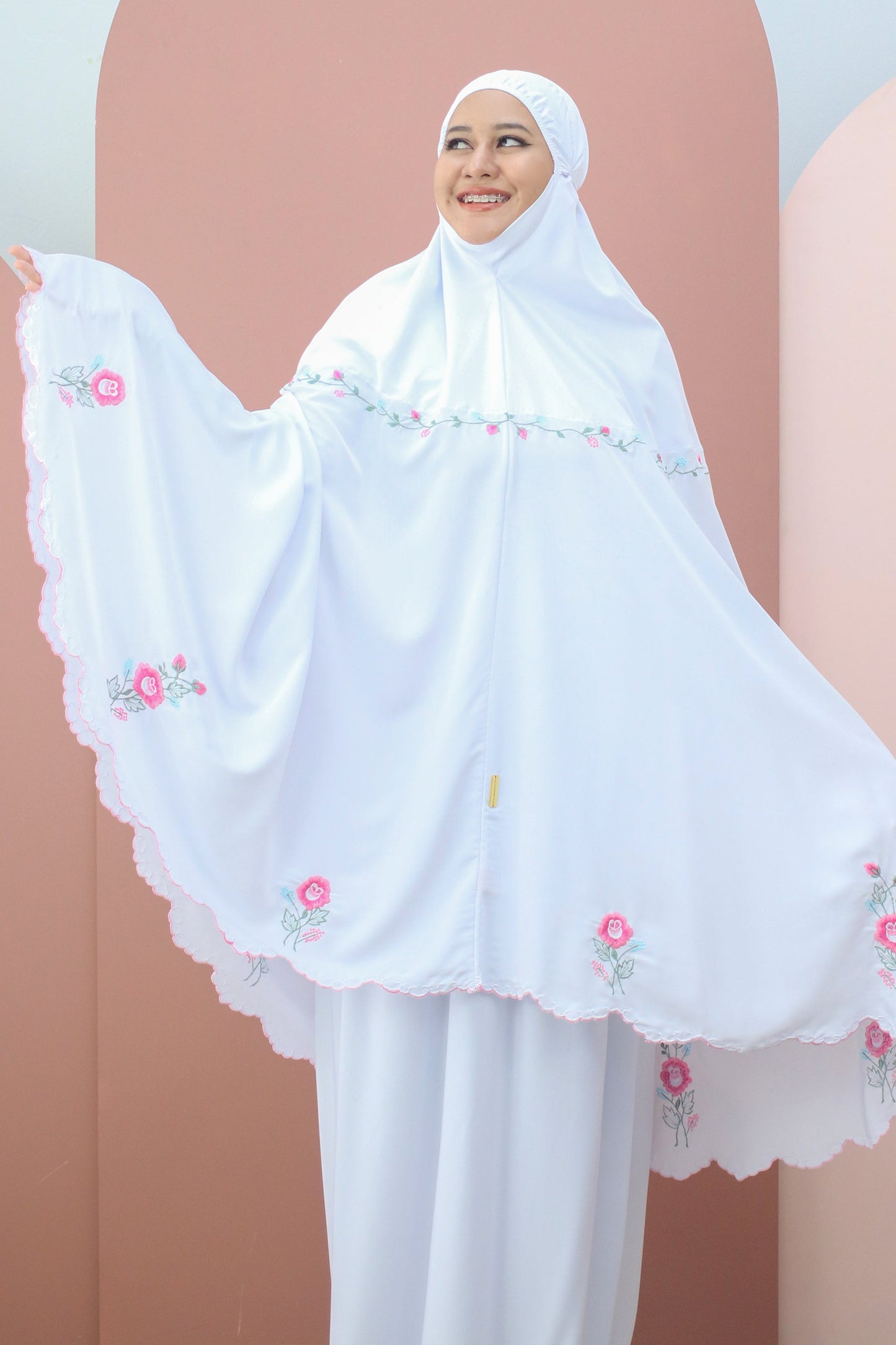 Lora In White (Petite) Prayer Wear