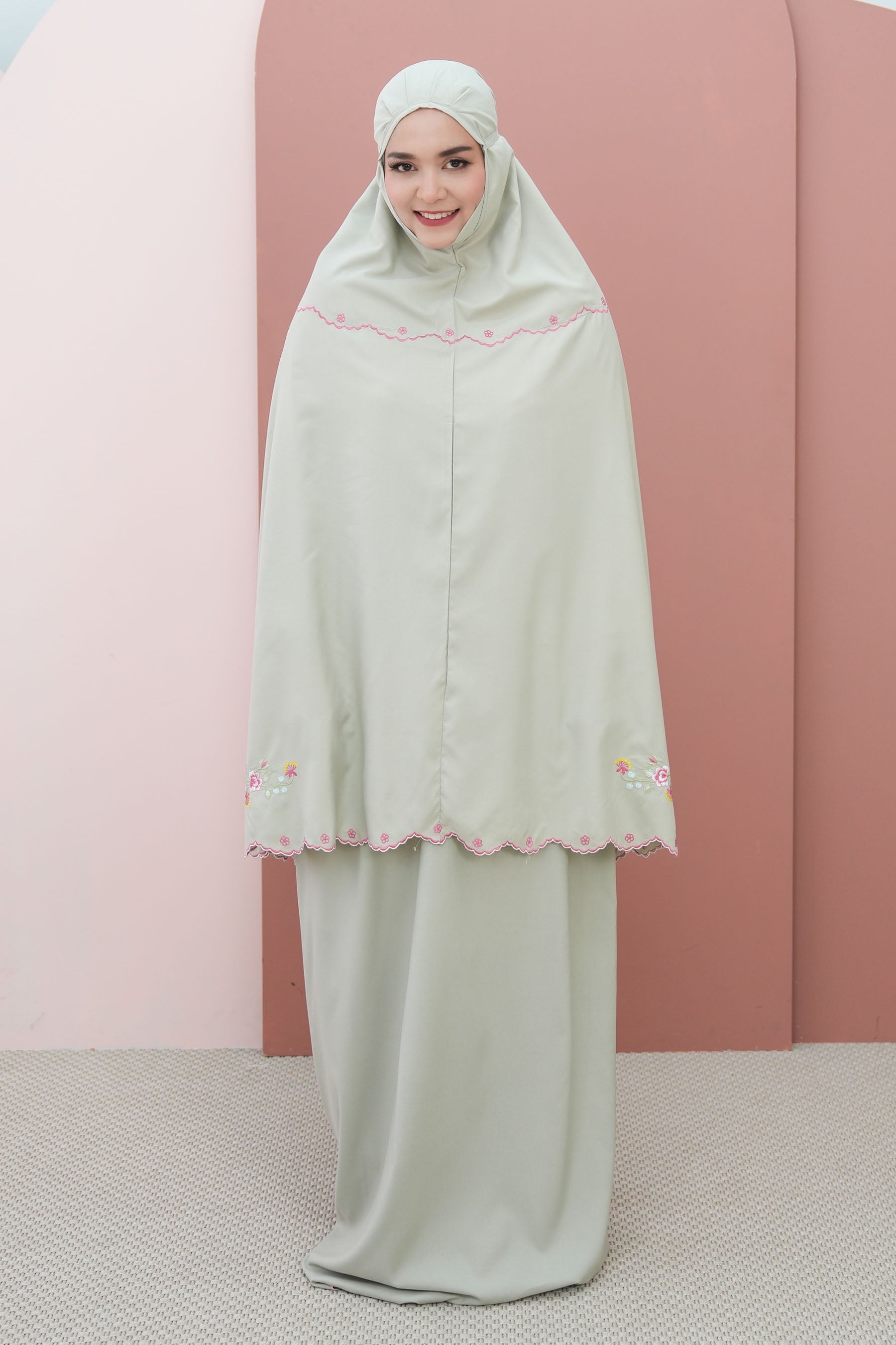 Brisa In Sage Prayer Wear