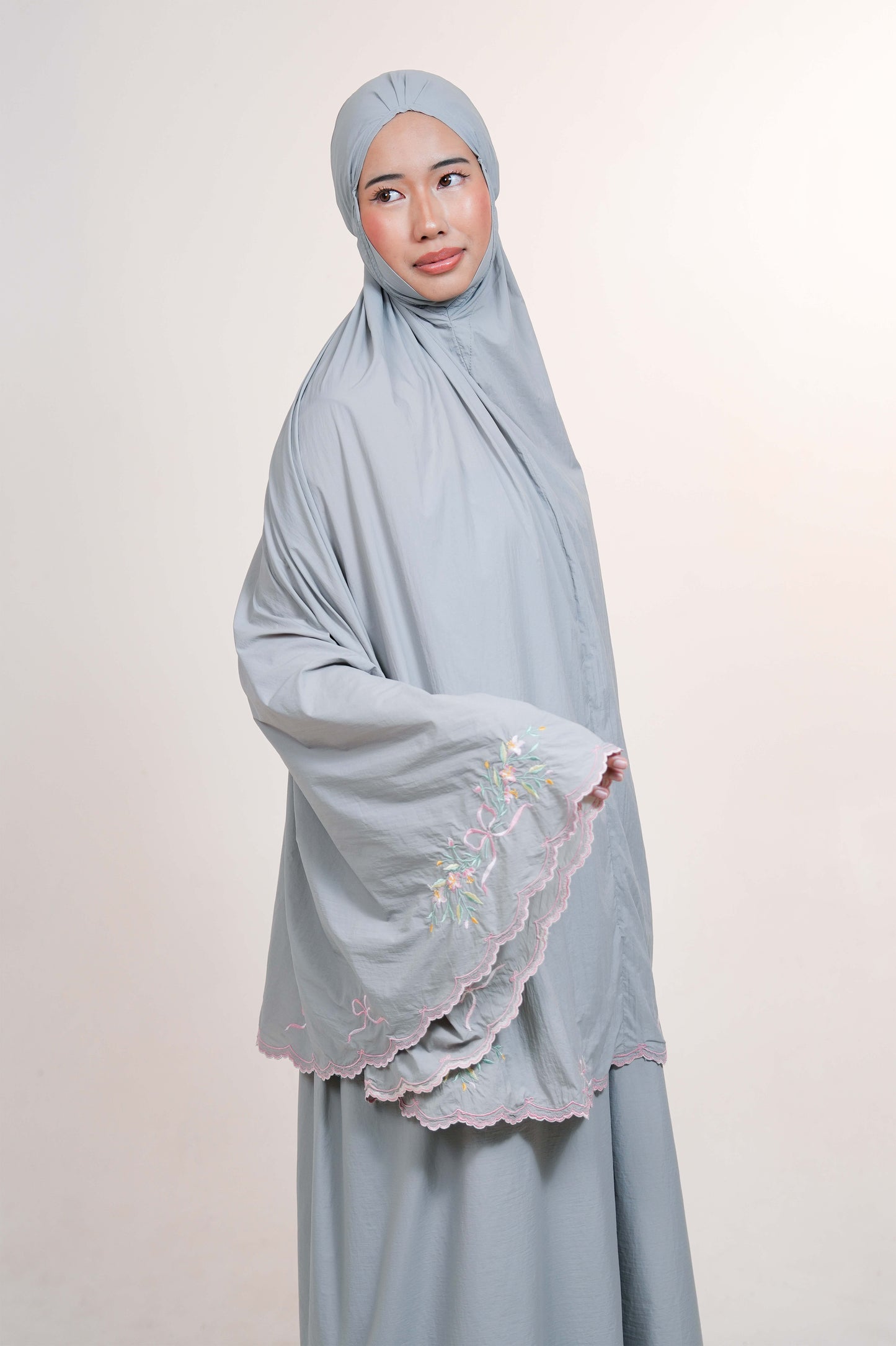 Whispered Grace in Moonstone Grey