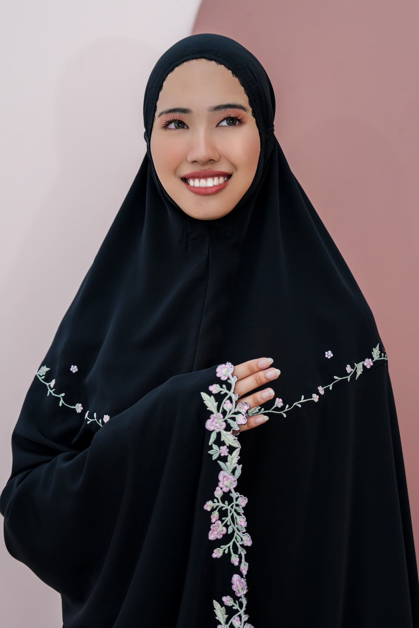 Nayla In Black Tea Prayer Wear