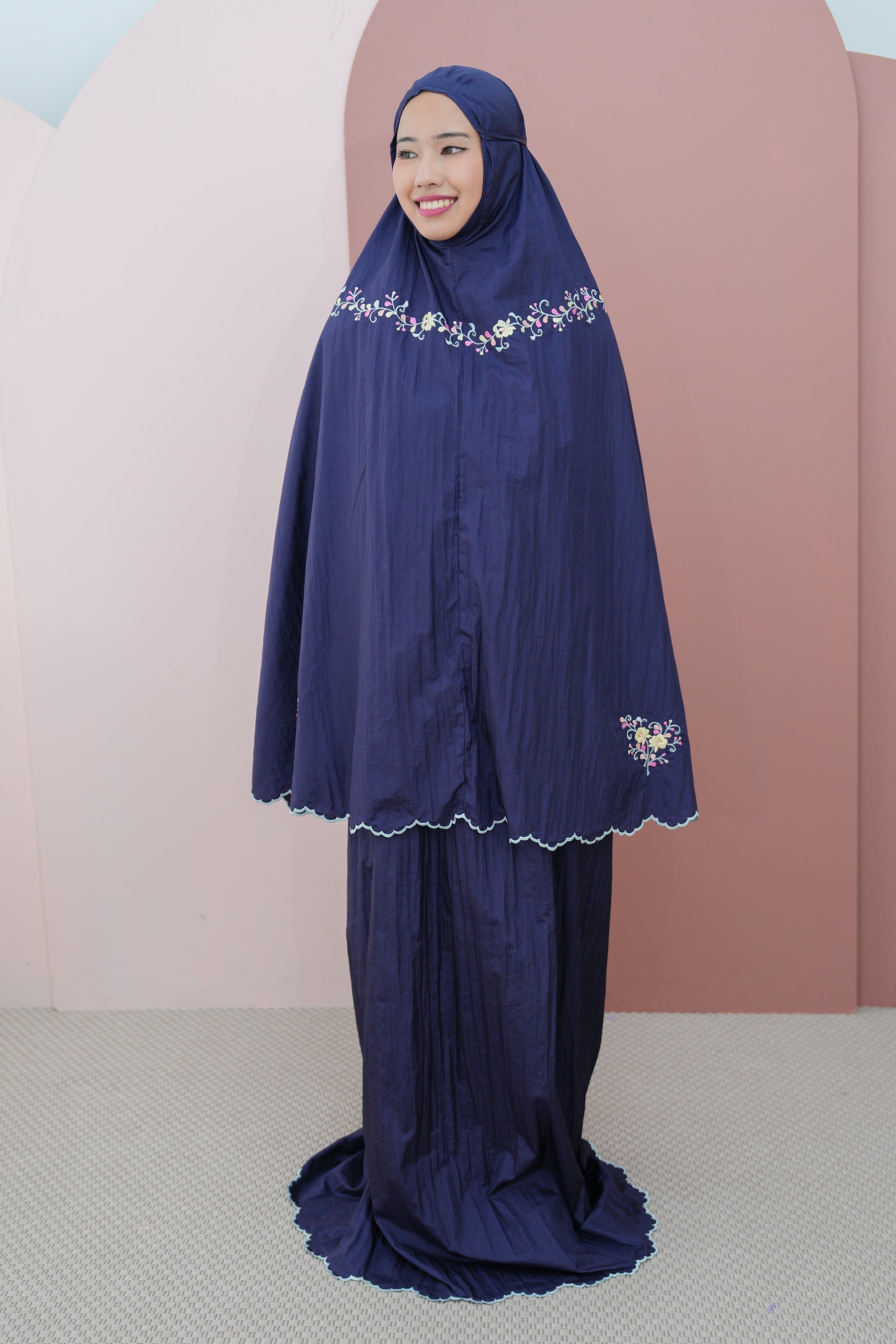 Premium Travel Telekung In Navy 19.5 (Petite) / Prayer Wear