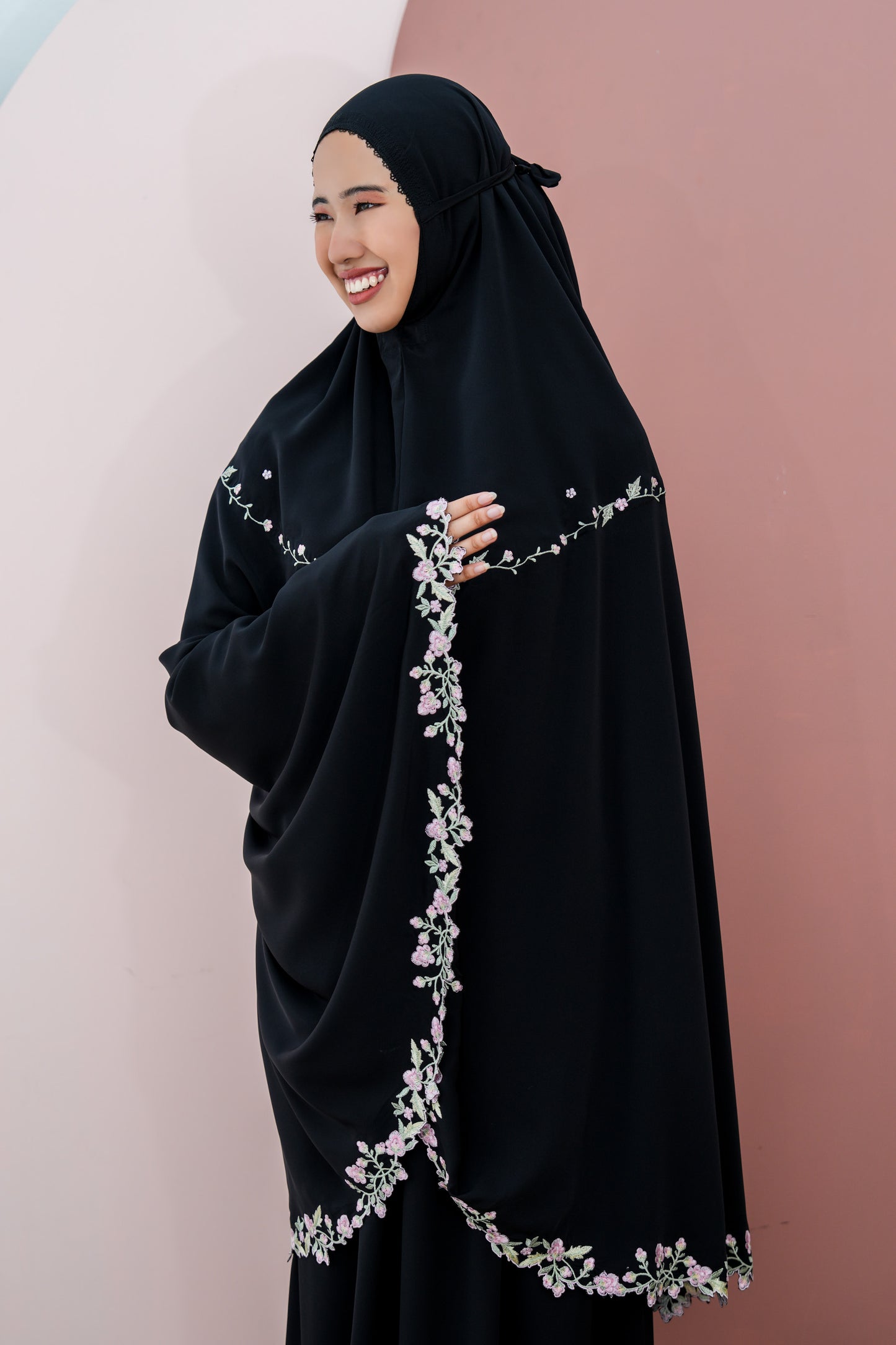 Nayla In Black Tea Prayer Wear