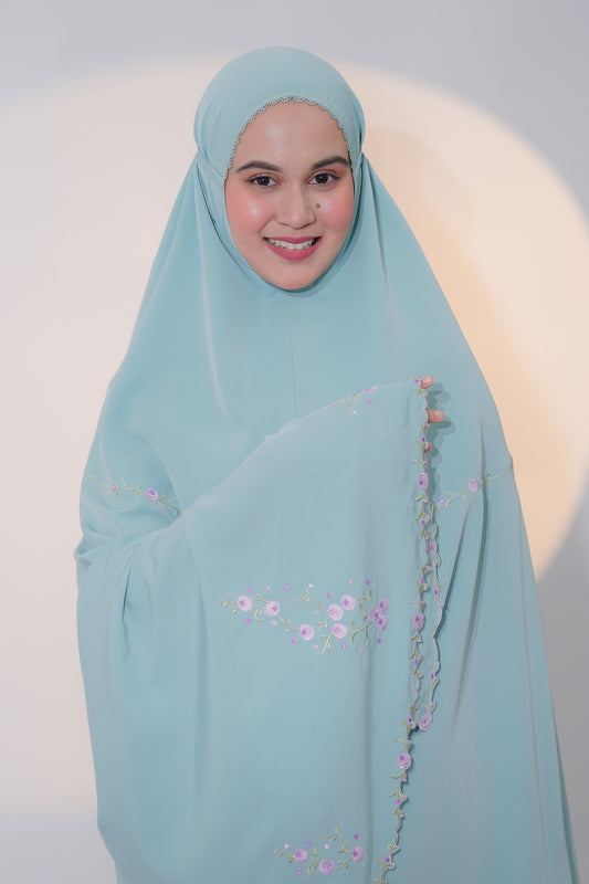 Seri In Mint Prayer Wear