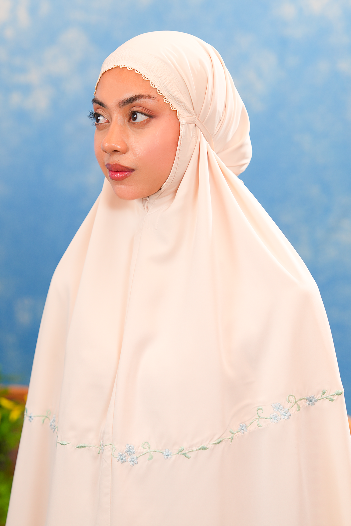 Aurora in Buttermilk