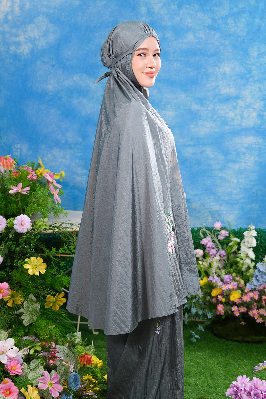 The Blooming Travel Telekung in Grey