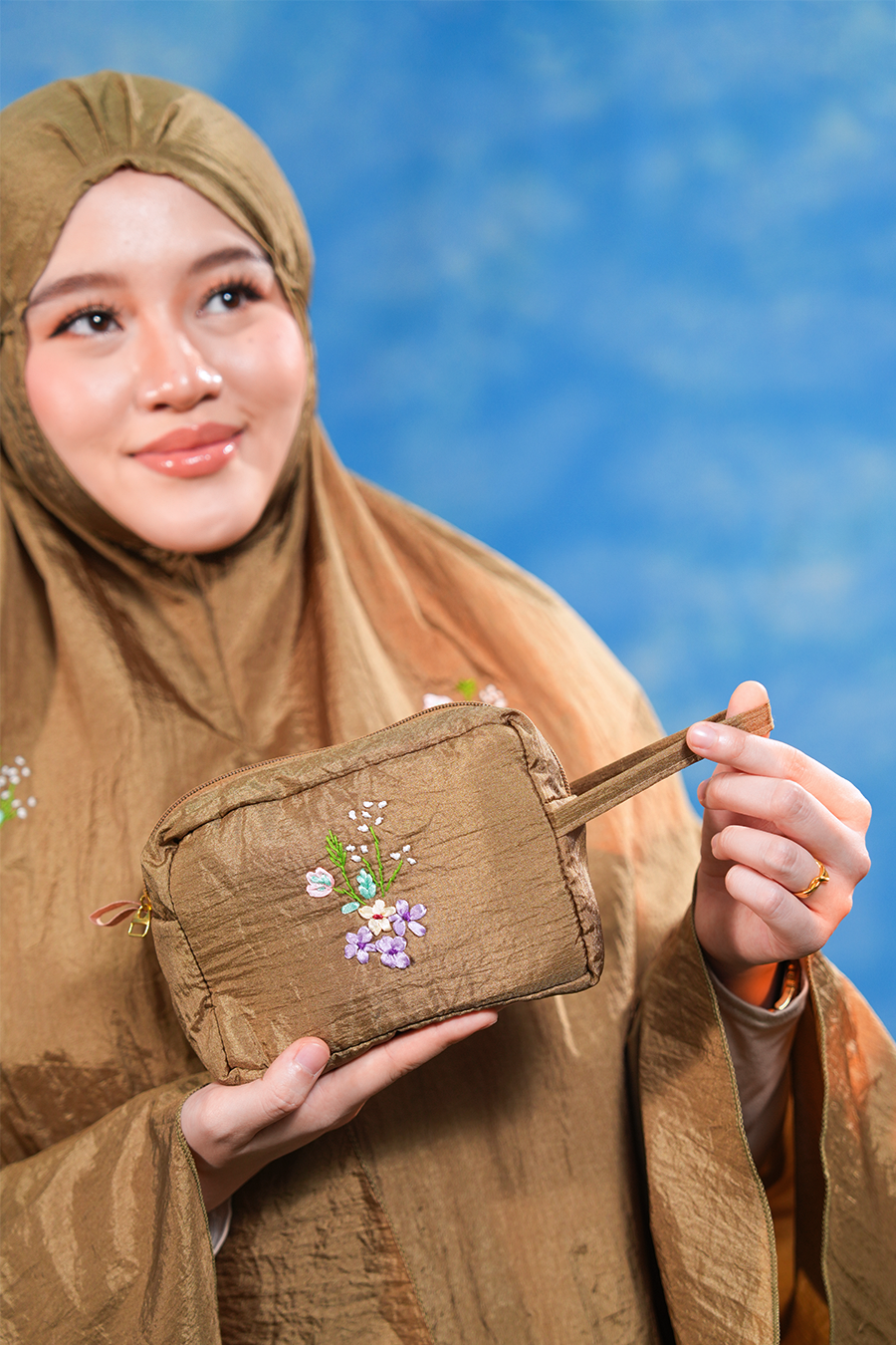 The Blooming Travel Telekung in Sugarcane