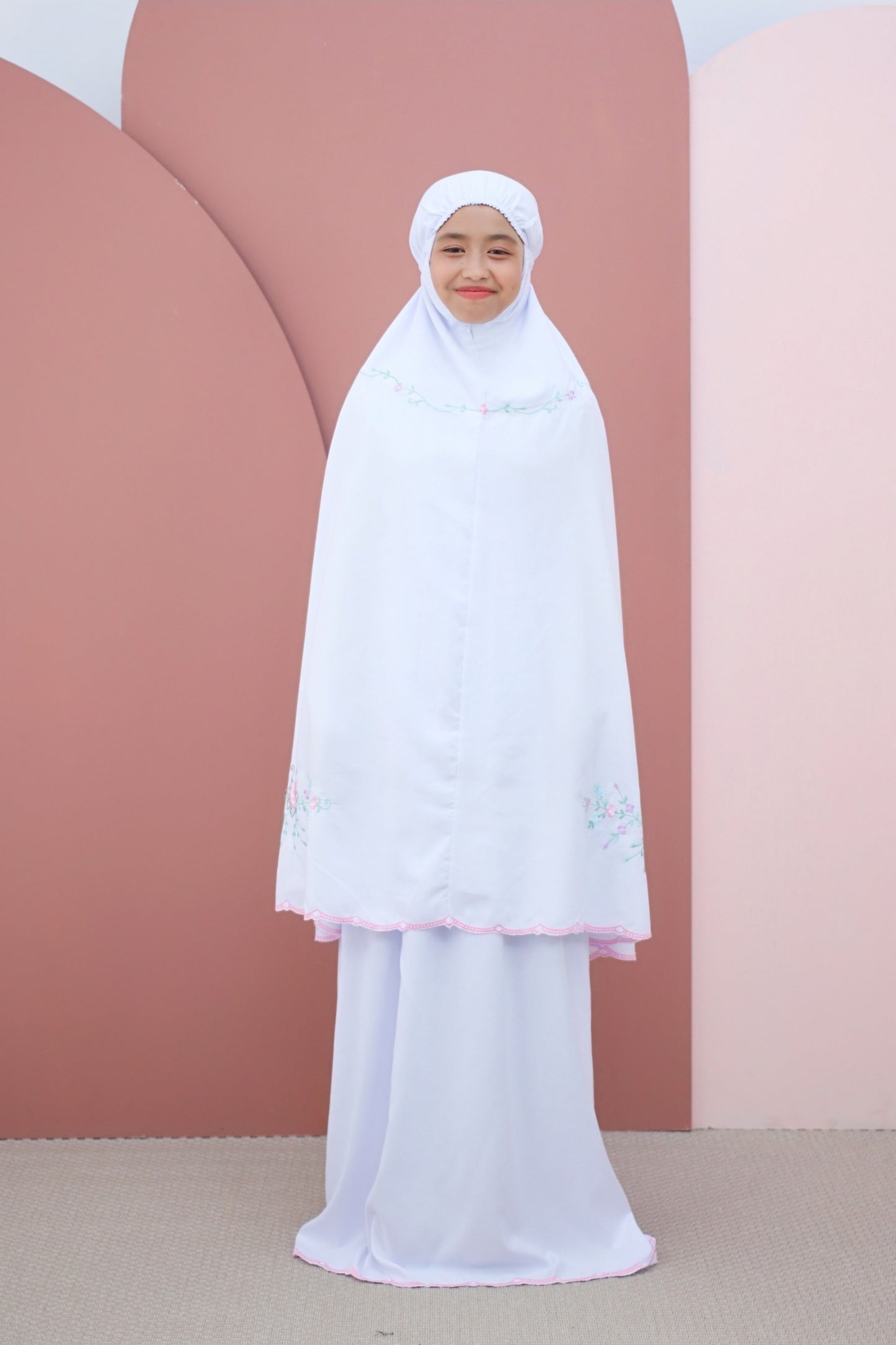 Basma in White Tweens