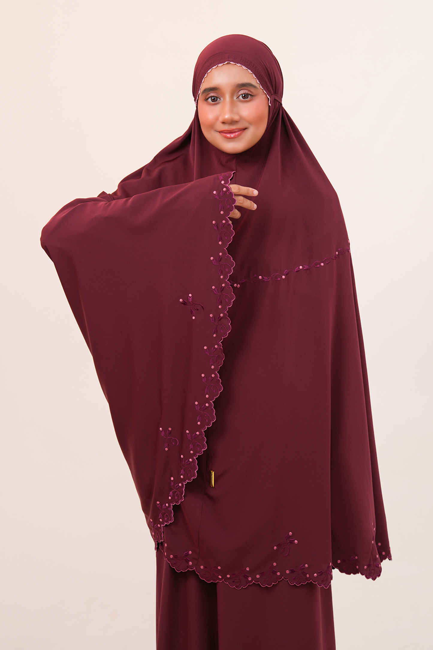 [As Is] Dalia Dark Cherry / S Prayer Wear