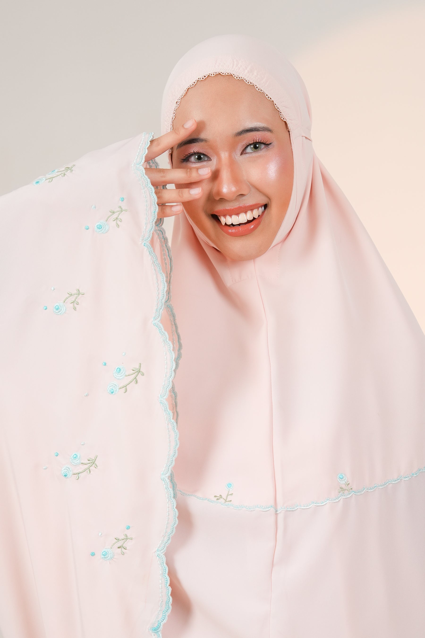 [As Is] Elyse Peach / 19.5 (Petite) Prayer Wear