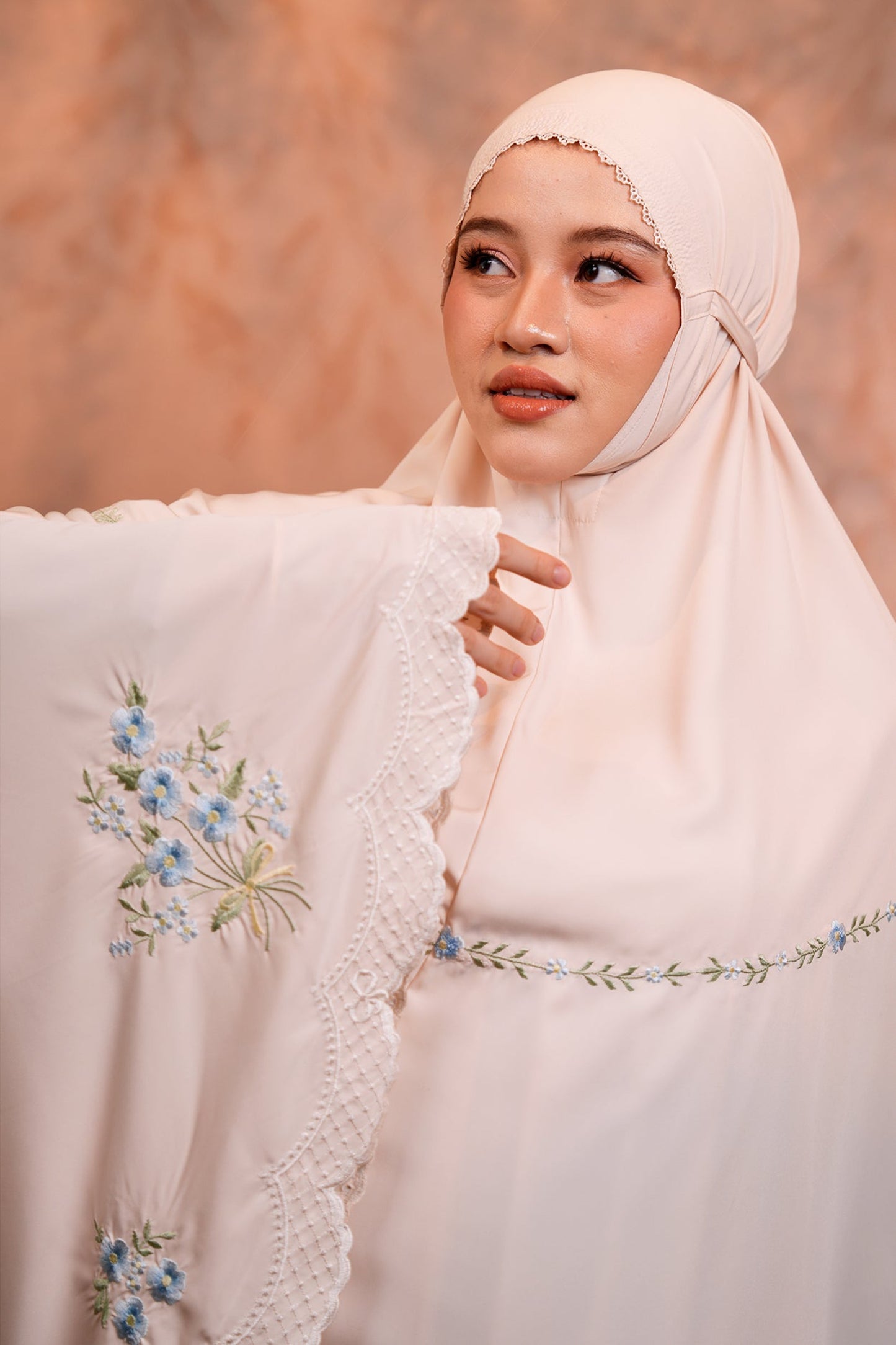 Evalora in Buttermilk Prayer Wear