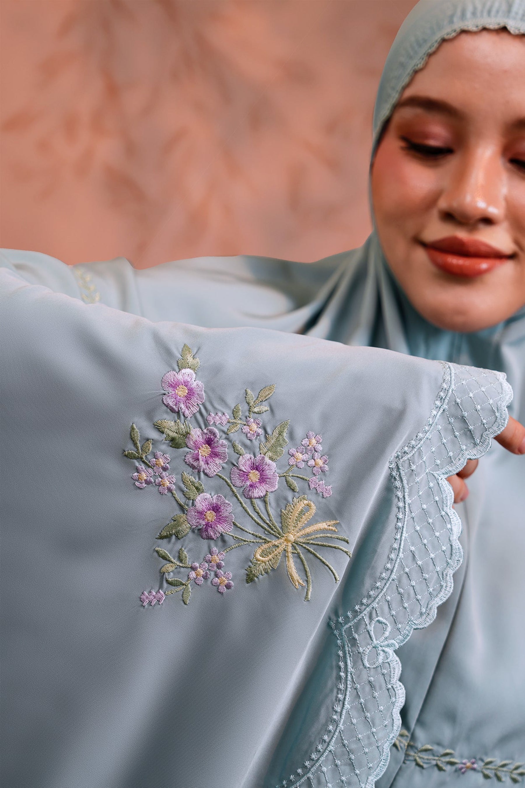 Evalora in Mint Prayer Wear