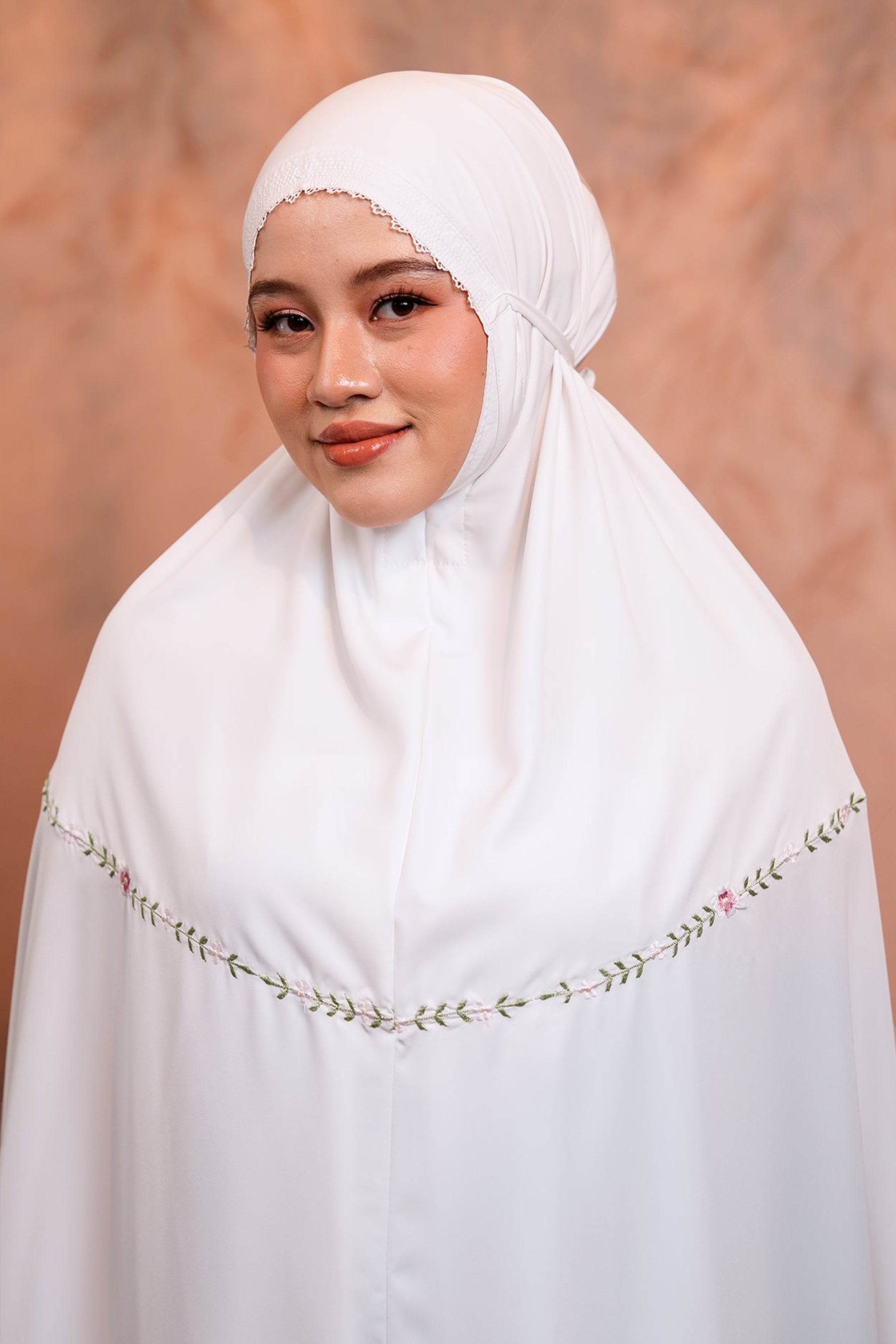 Evalora in Vanilla Prayer Wear