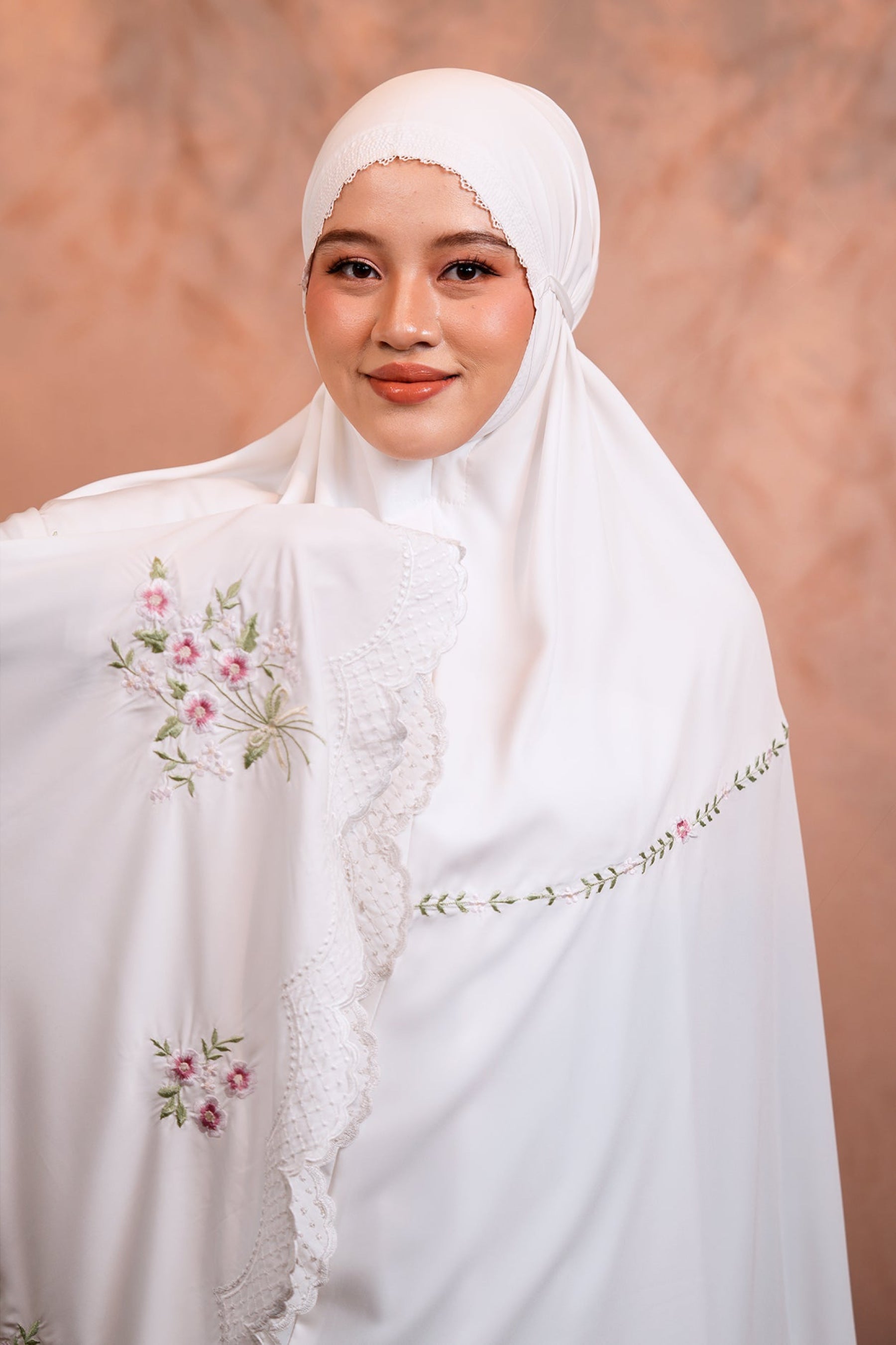 Evalora in Vanilla Prayer Wear