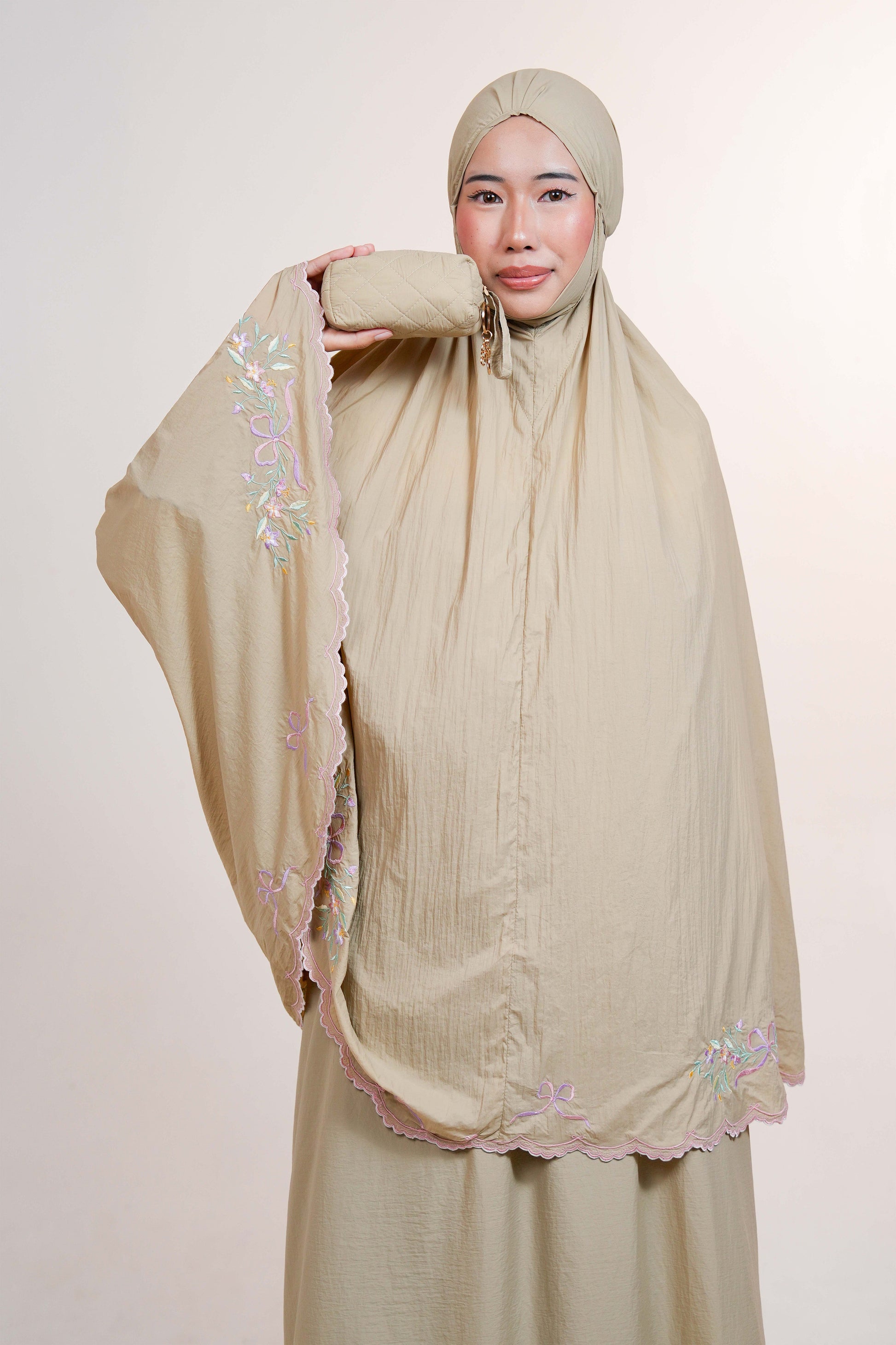 [As Is] Whispered Grace Fawnspell / XS Prayer Wear