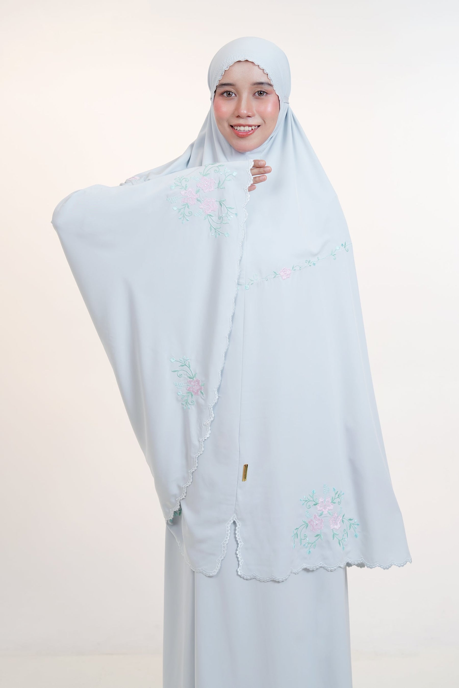 [As Is] The Hibiscus Earl Blue / S Prayer Wear