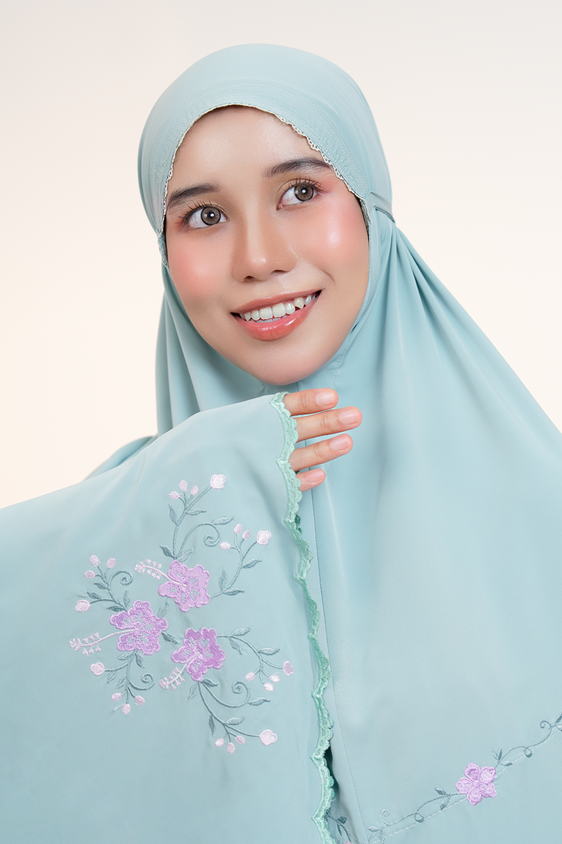 [As Is] The Hibiscus Mint / S Prayer Wear