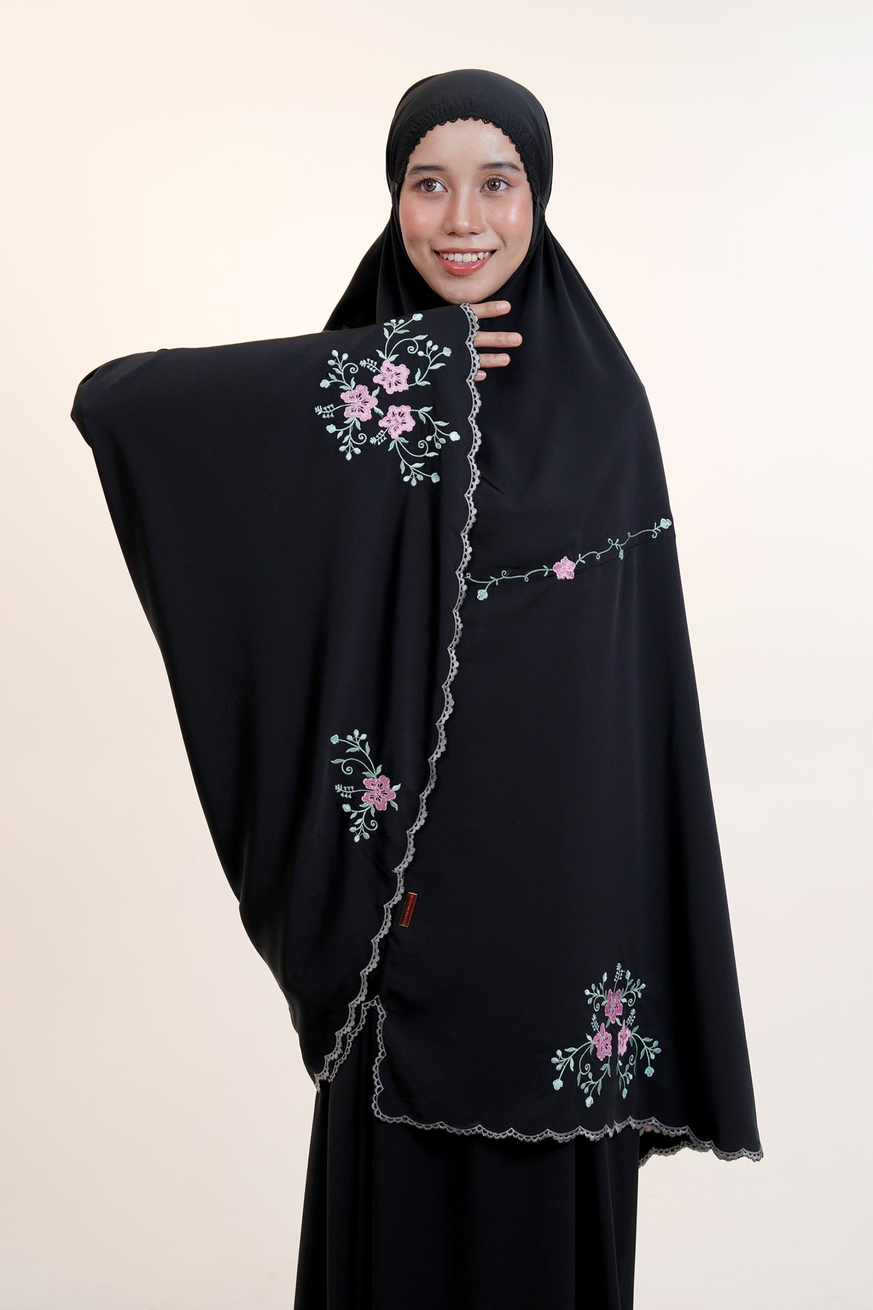 The Hibiscus in Black Tea Prayer Wear