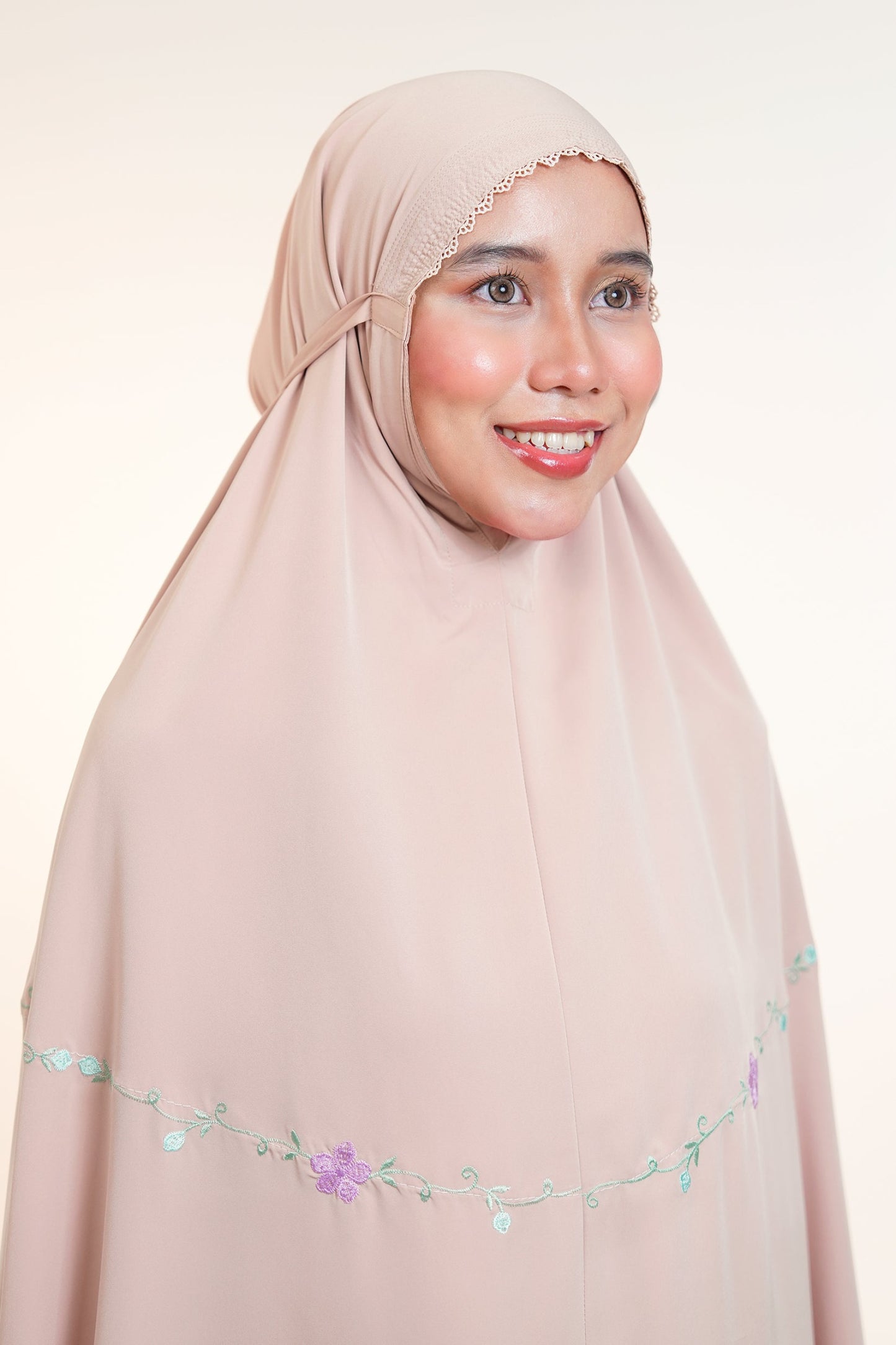 The Hibiscus in Milk Tea Prayer Wear