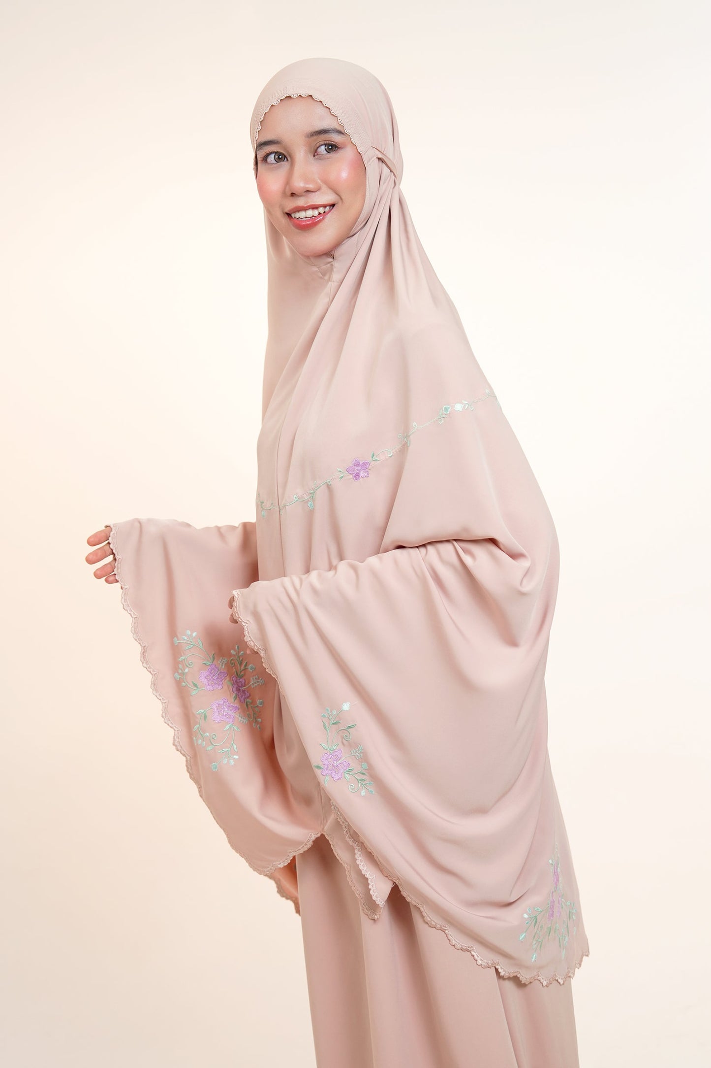 The Hibiscus in Milk Tea Prayer Wear