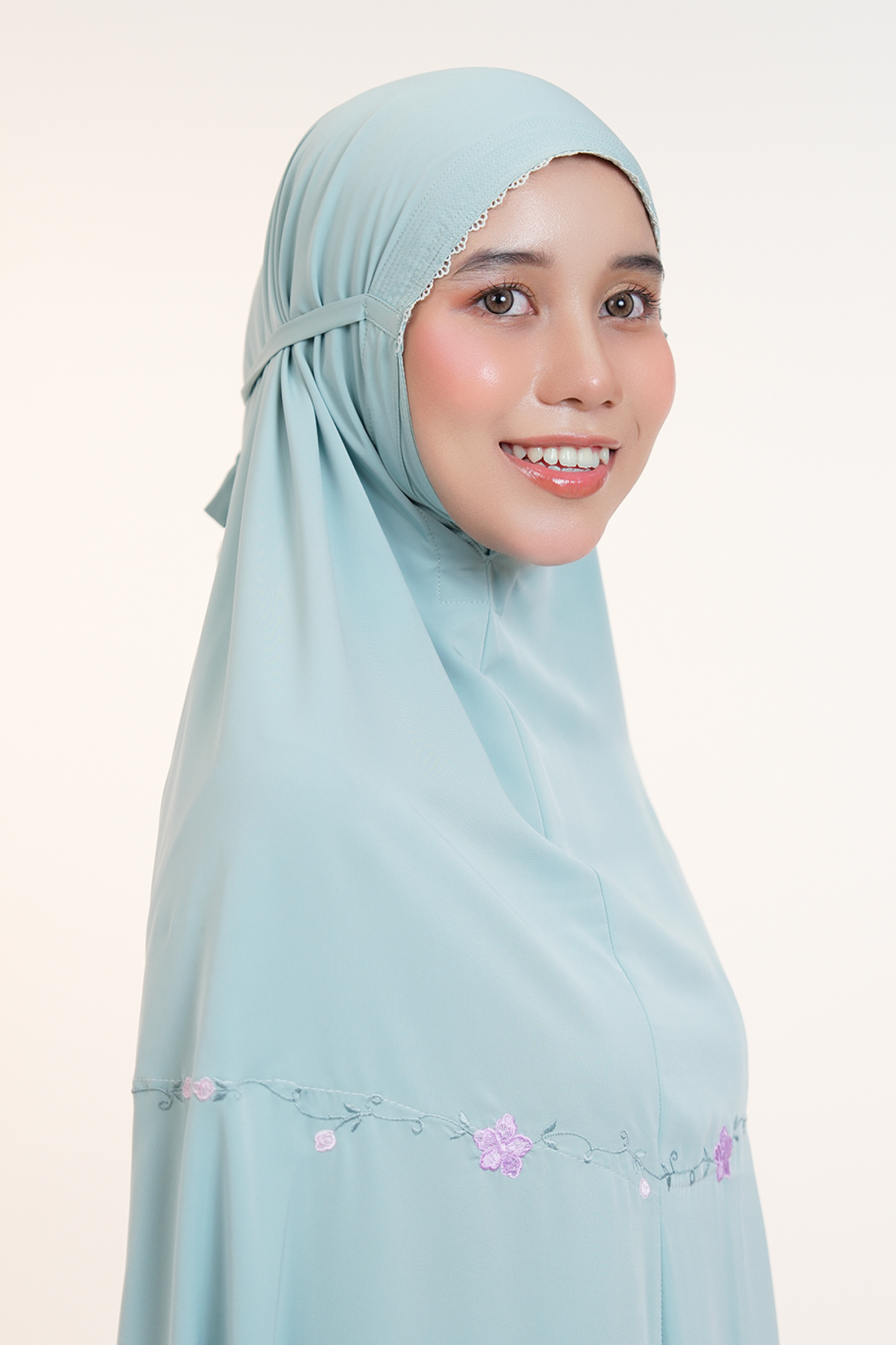 The Hibiscus in Mint Prayer Wear