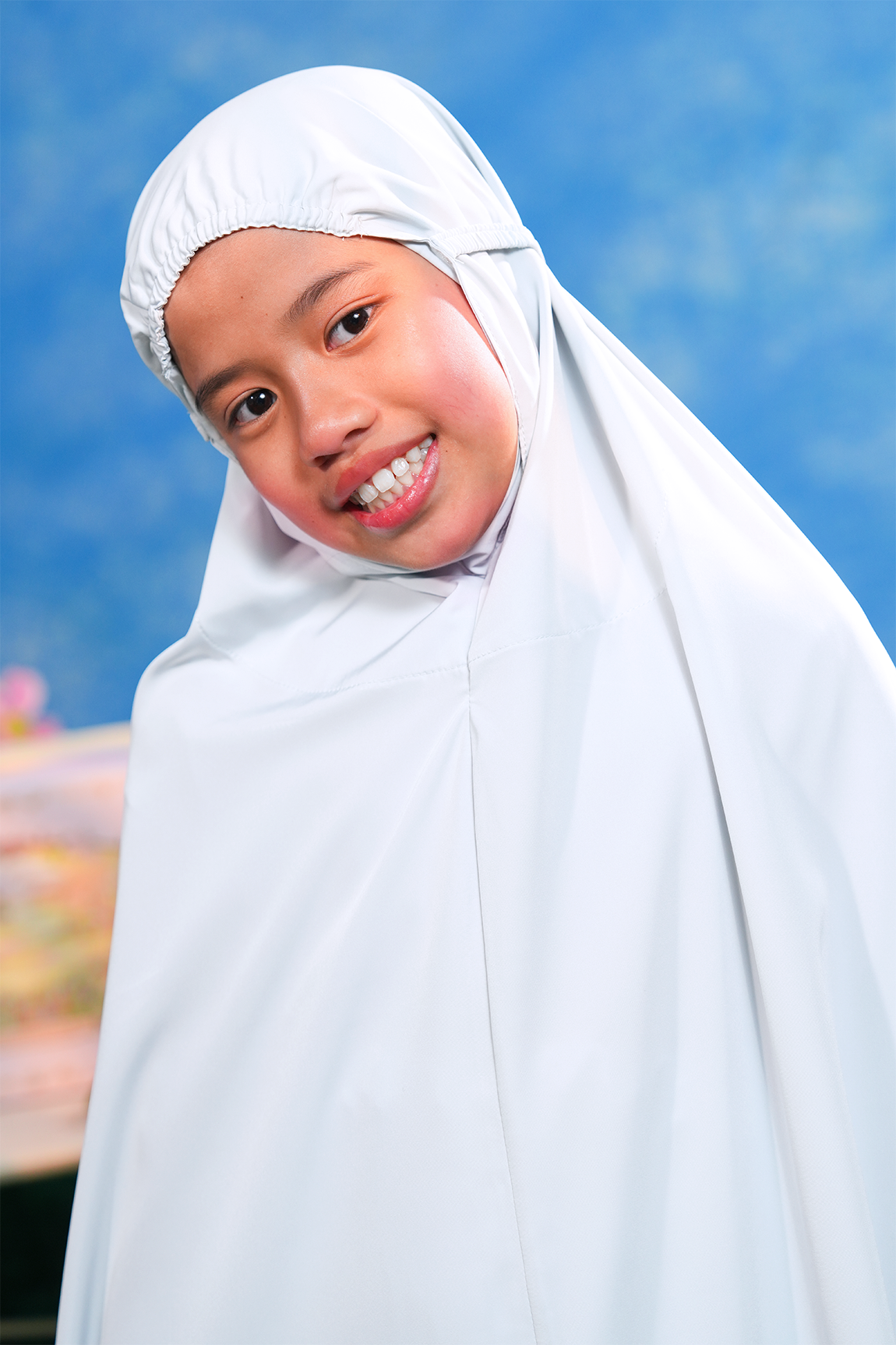 Little Eleanor in Earl Blue