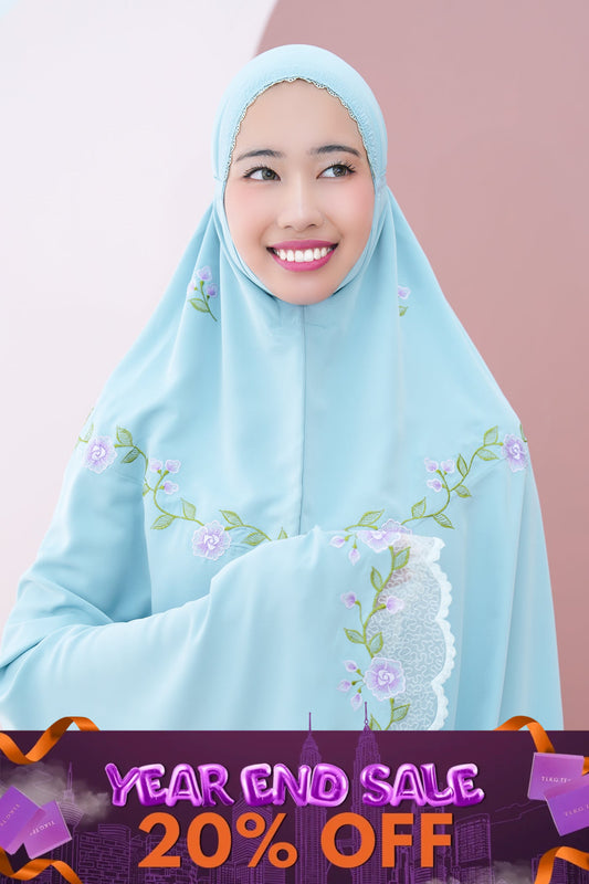 Lotus in Mint Prayer Wear