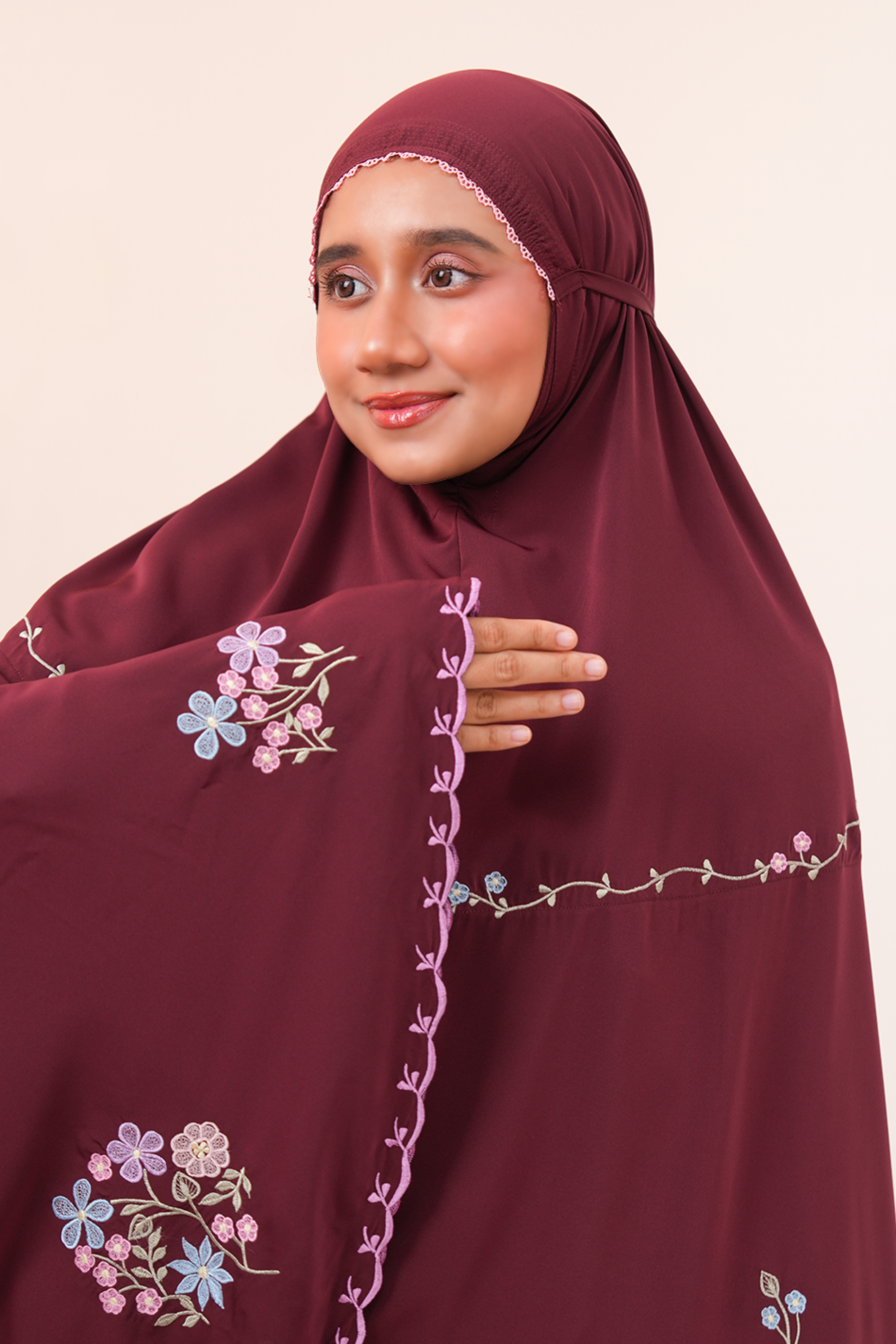 [As Is] Lunara Dark Cherry / S Prayer Wear