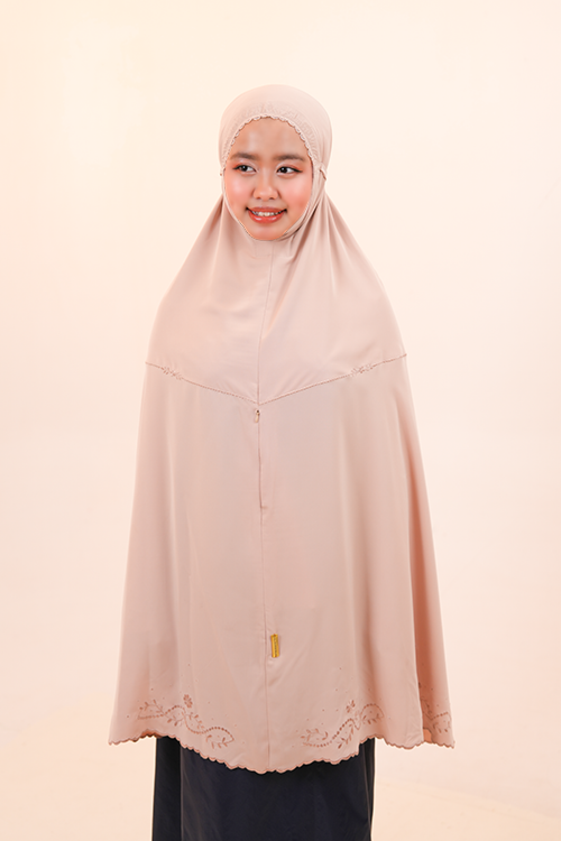 Medina Omra (Tweens) in Milk Tea Prayer Wear