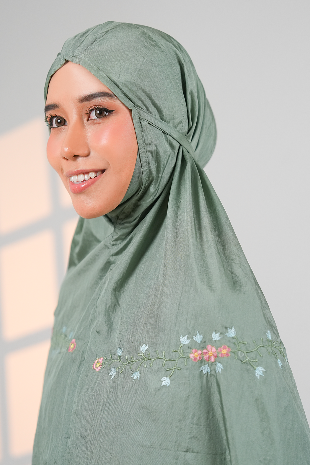 Peony Travel Telekung in Green