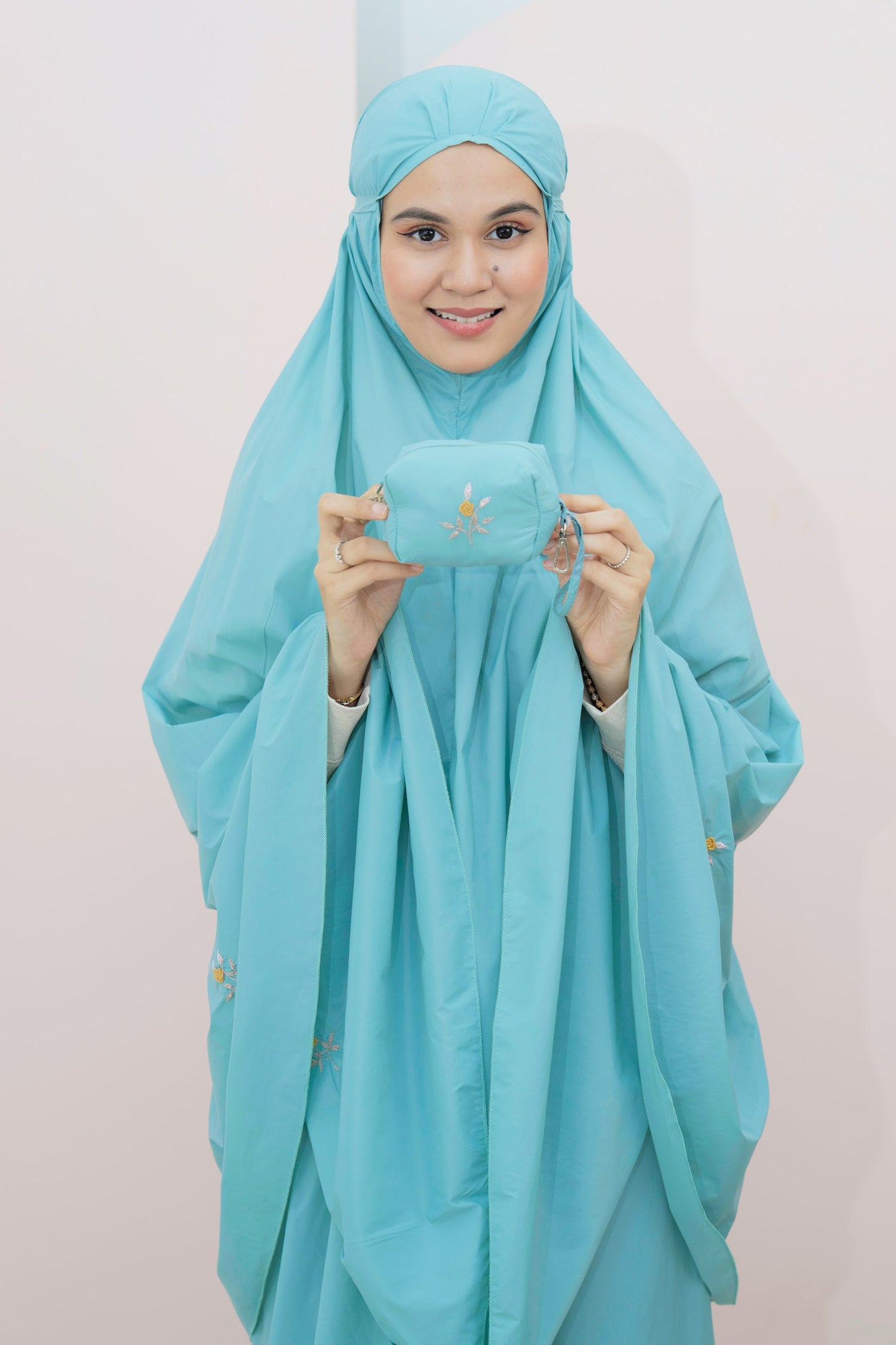 [As Is] Pocketable Travel Telekung Mint / 19.5 (Petite) Prayer Wear