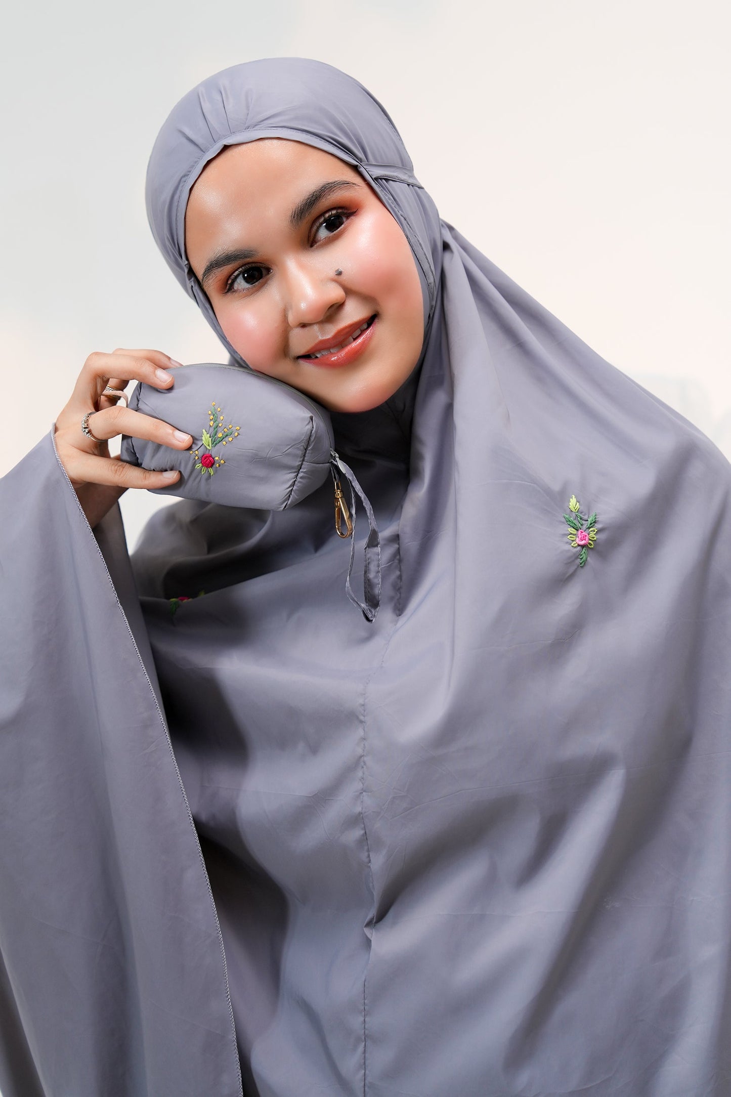 [As Is] The Pocket Tea Thistle / XS Prayer Wear