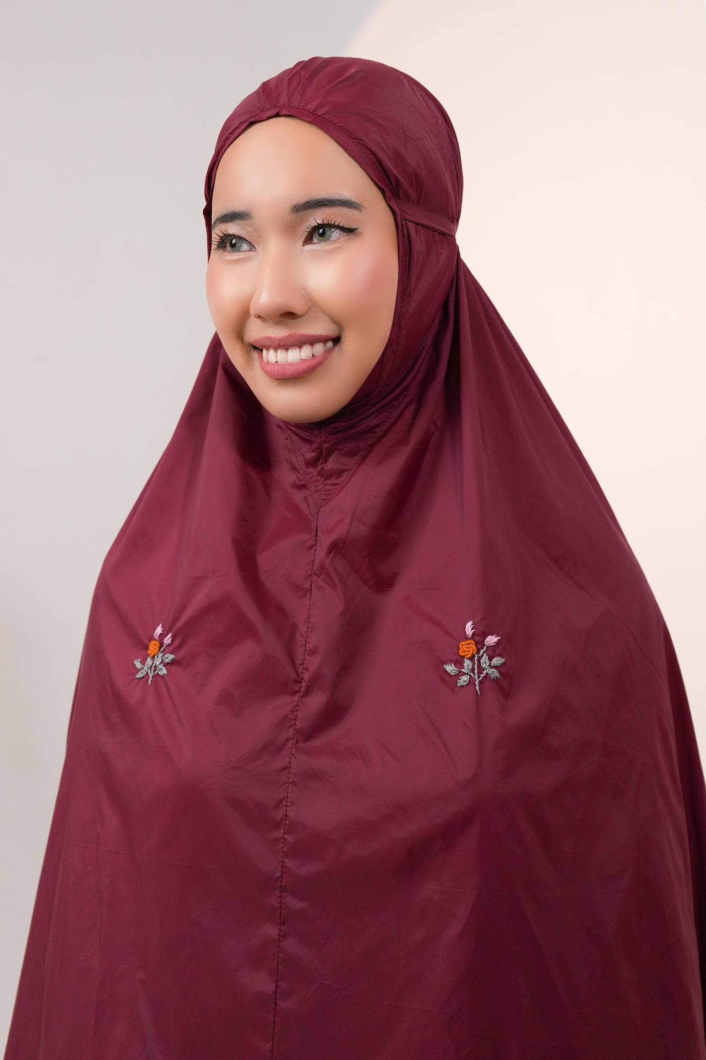 Pocketable Travel Telekung in Cranberry Prayer Wear