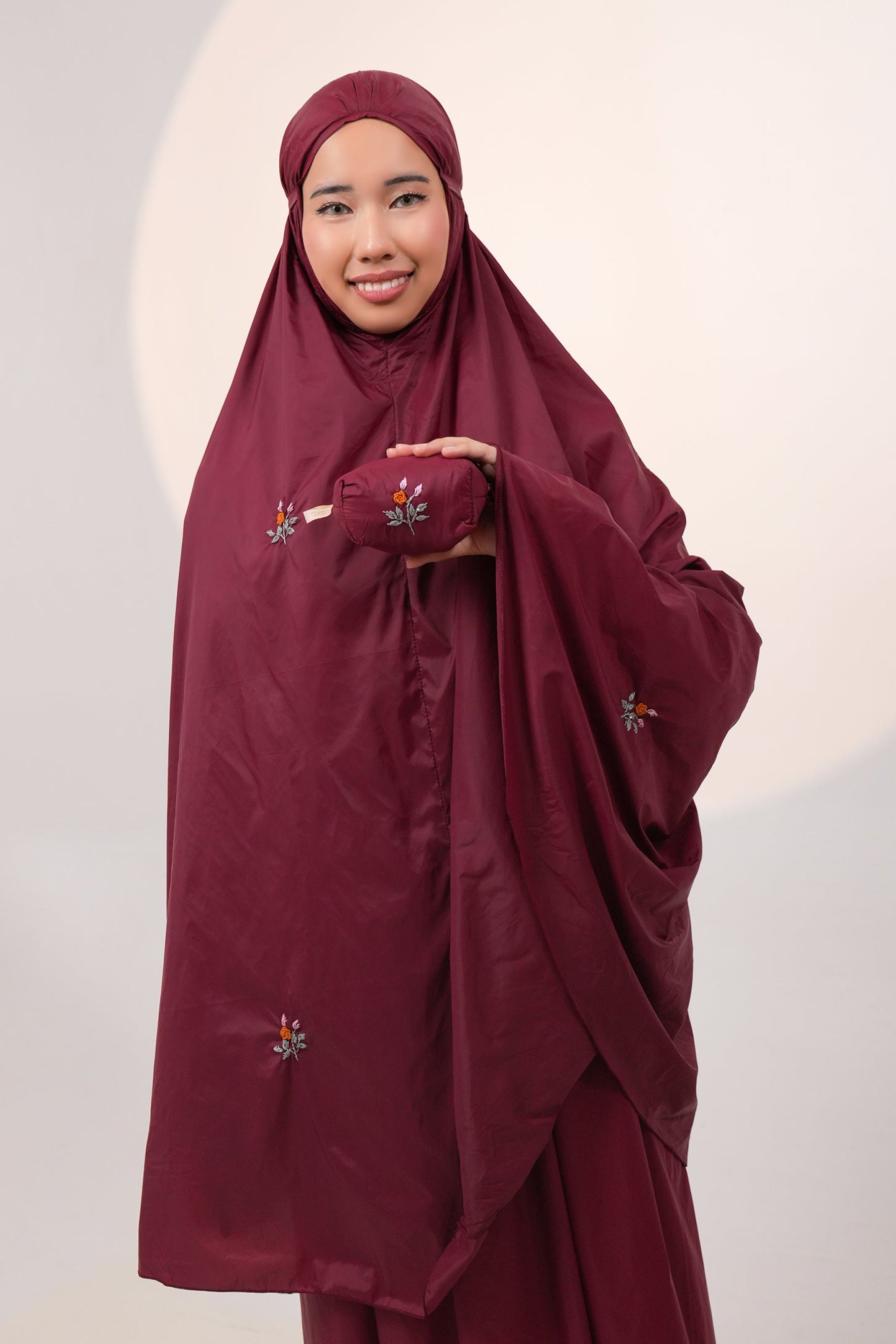 Pocketable Travel Telekung in Cranberry Prayer Wear