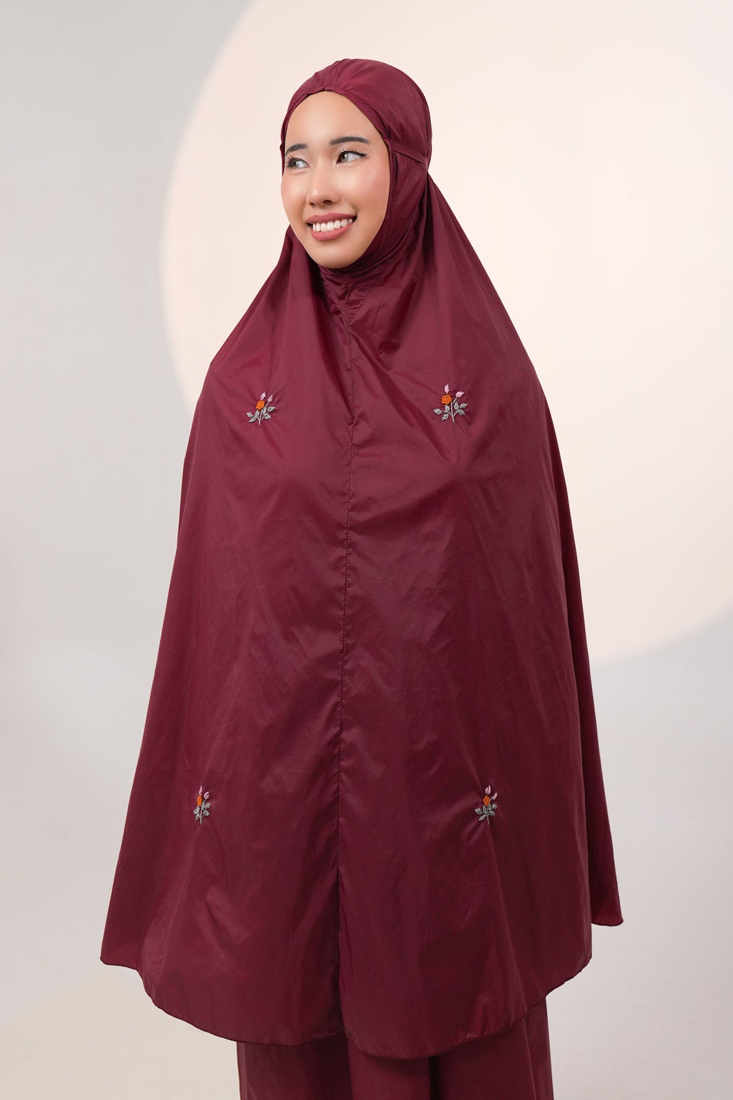 Pocketable Travel Telekung in Cranberry Prayer Wear